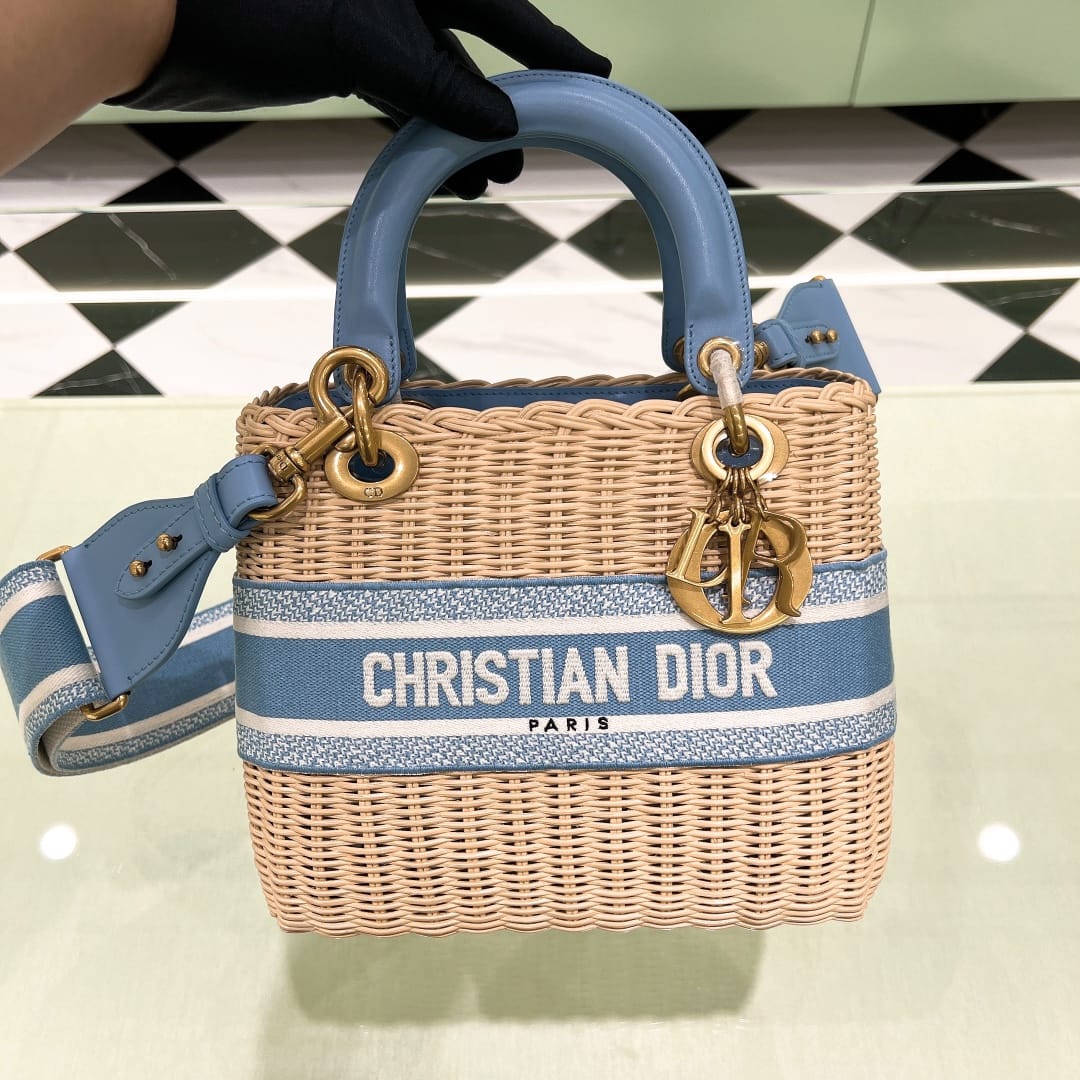 Lady Dior P3987660138.3