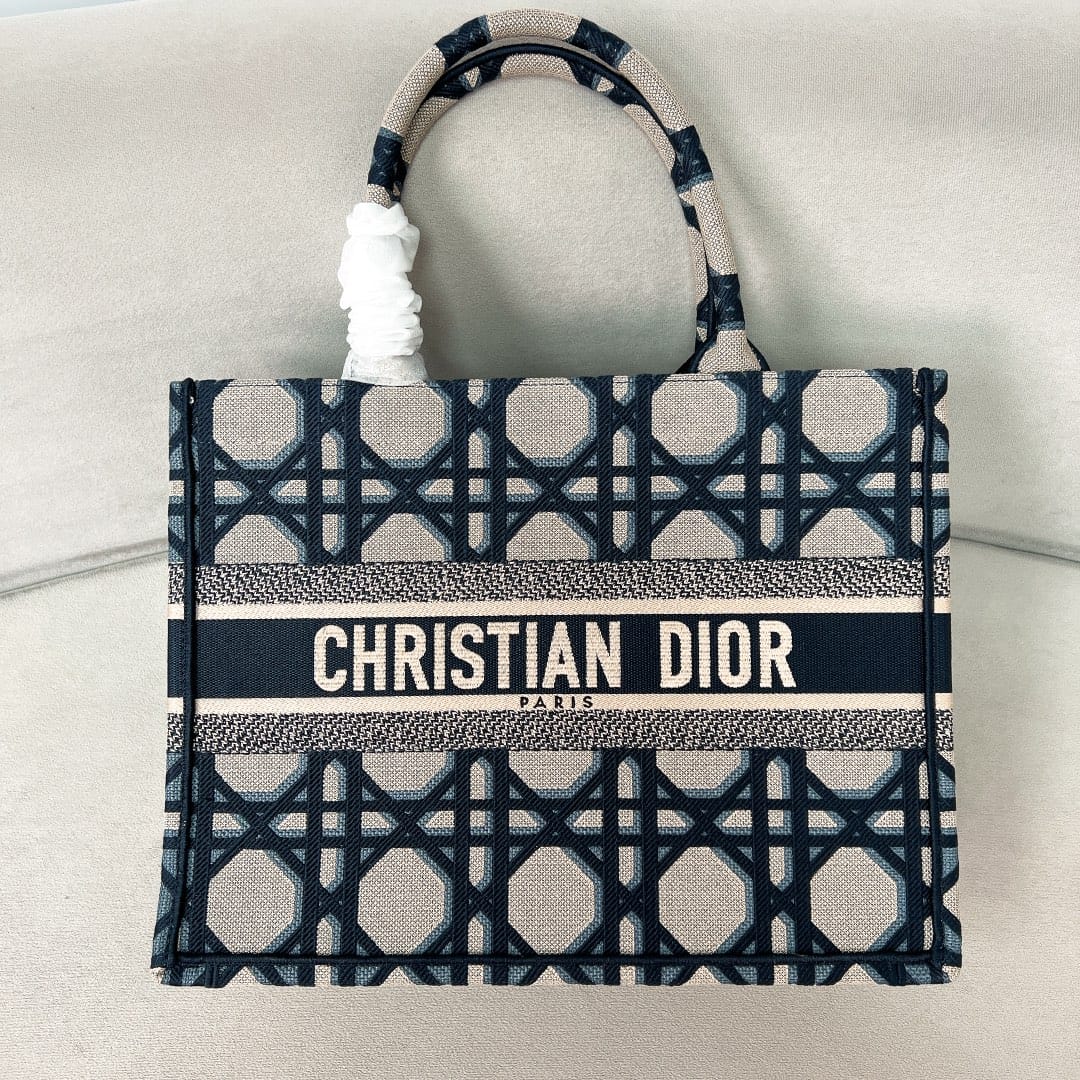 Medium Tote Dior P398766085.3