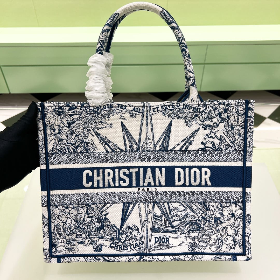 Book Tote Dior P398766078.40