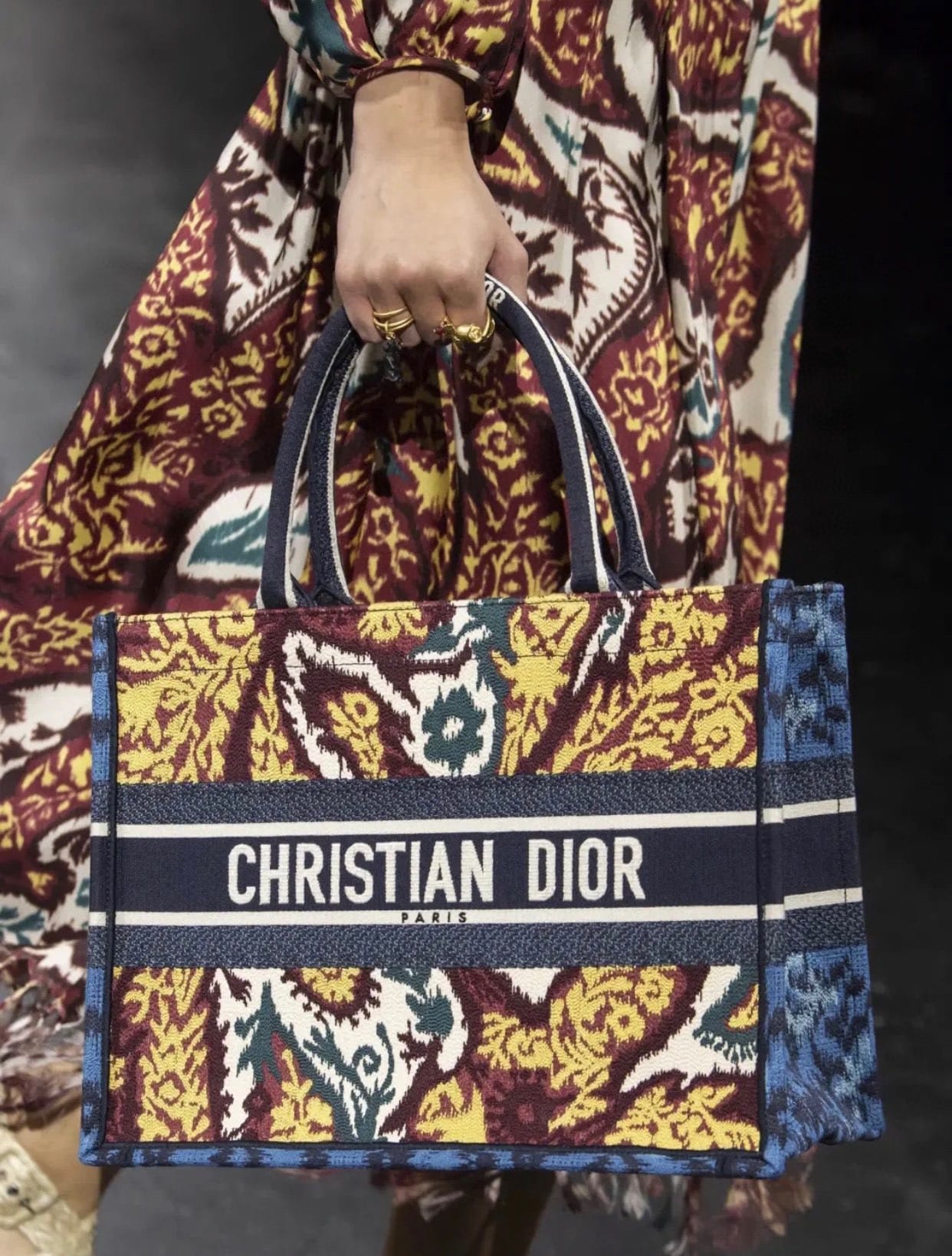 Book Tote Dior P3737323078.29