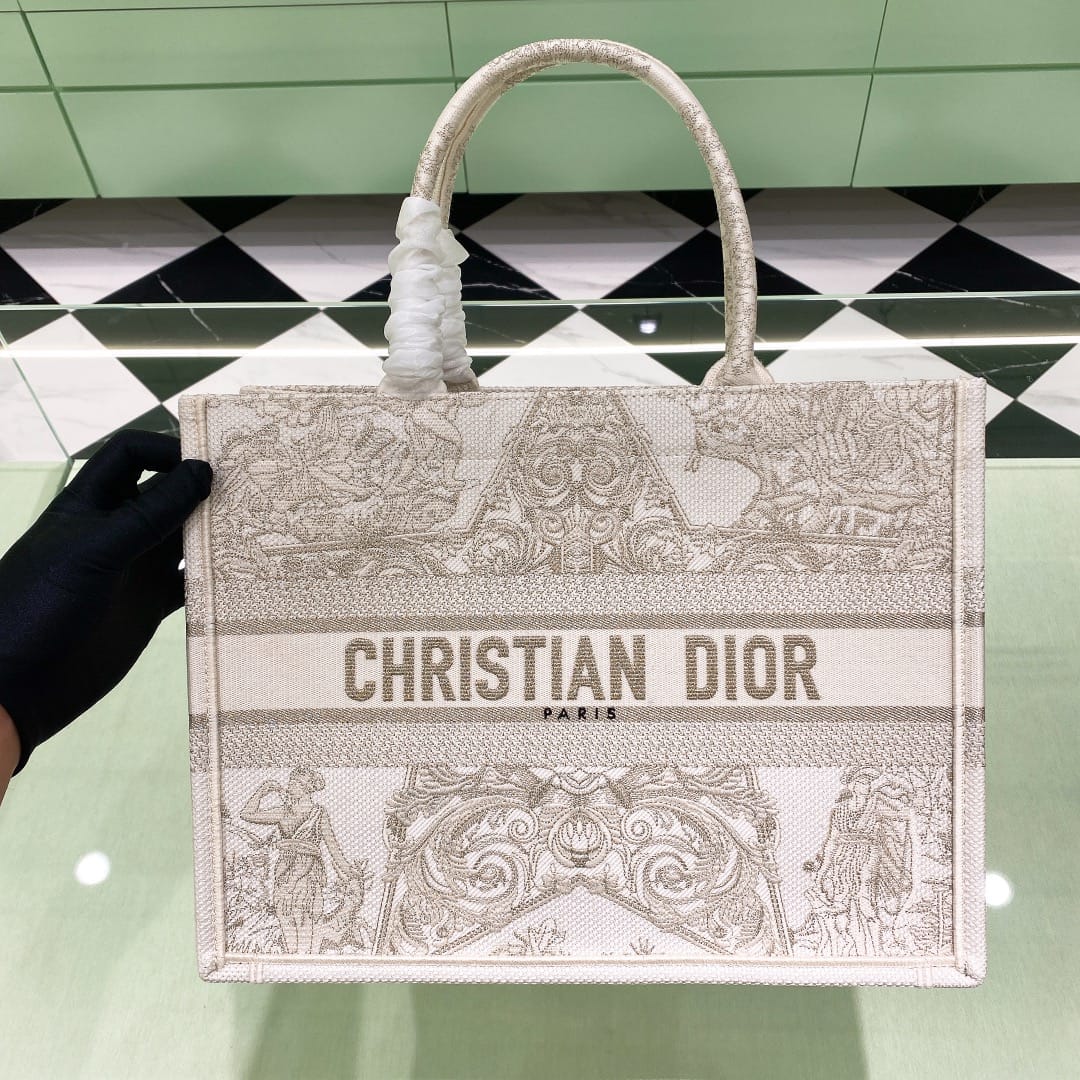 Book Tote Dior P398766078.41