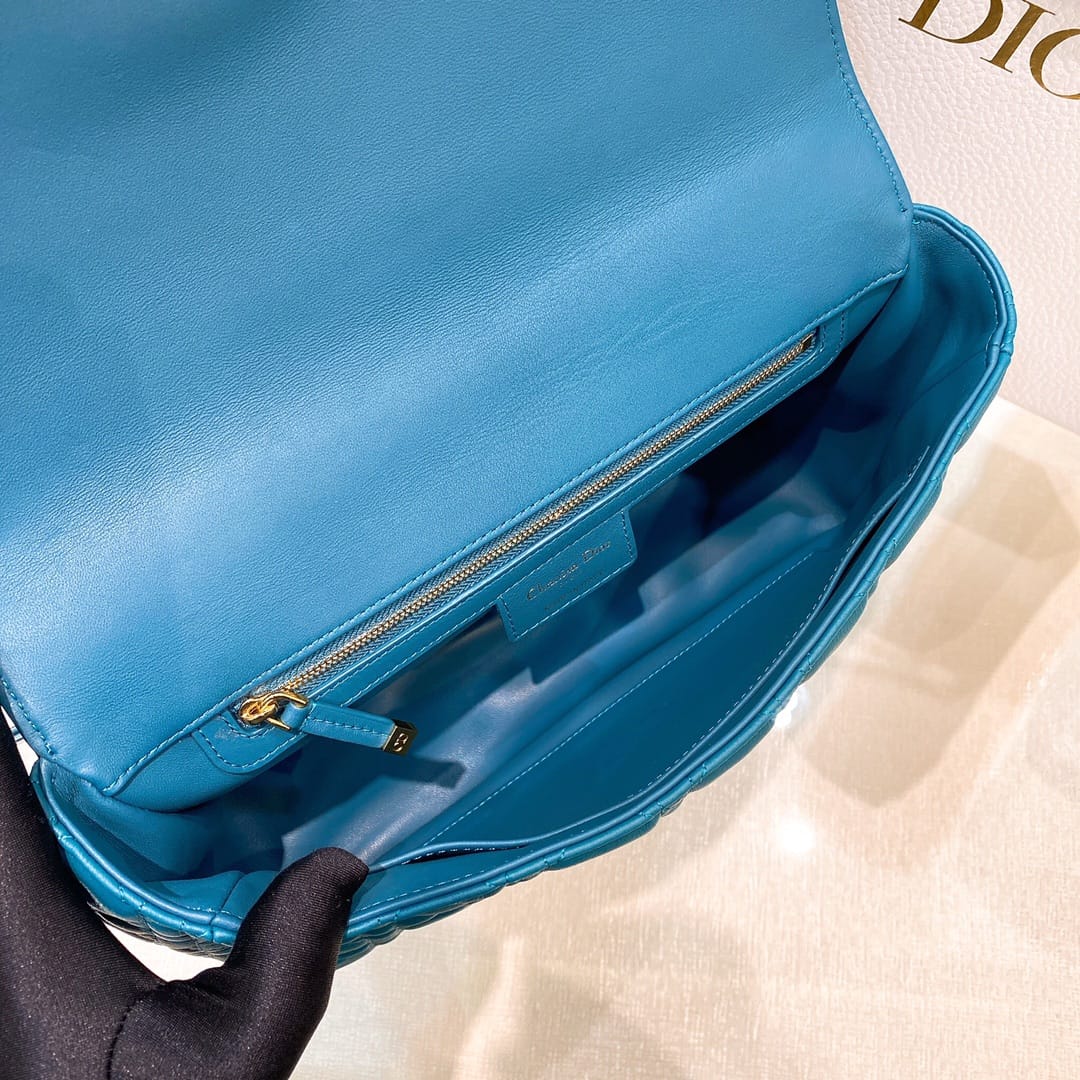 Caro Dior P3987660108.33