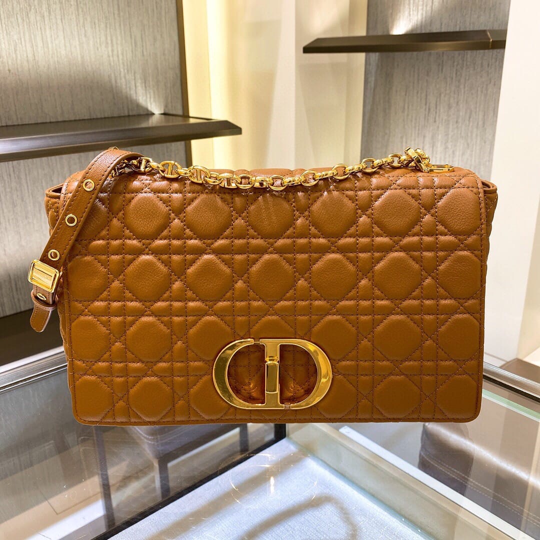 Caro Dior P3987660108.35