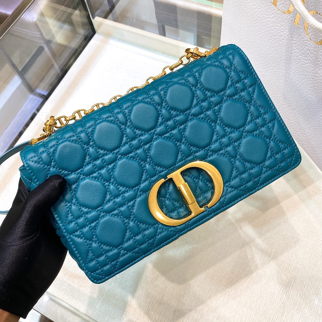 Caro Dior P3987660105.1