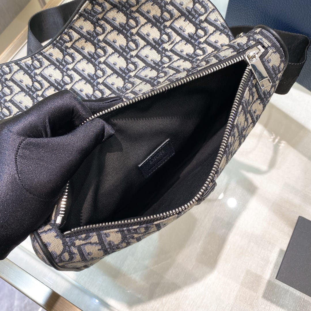 Saddle Dior P637270072