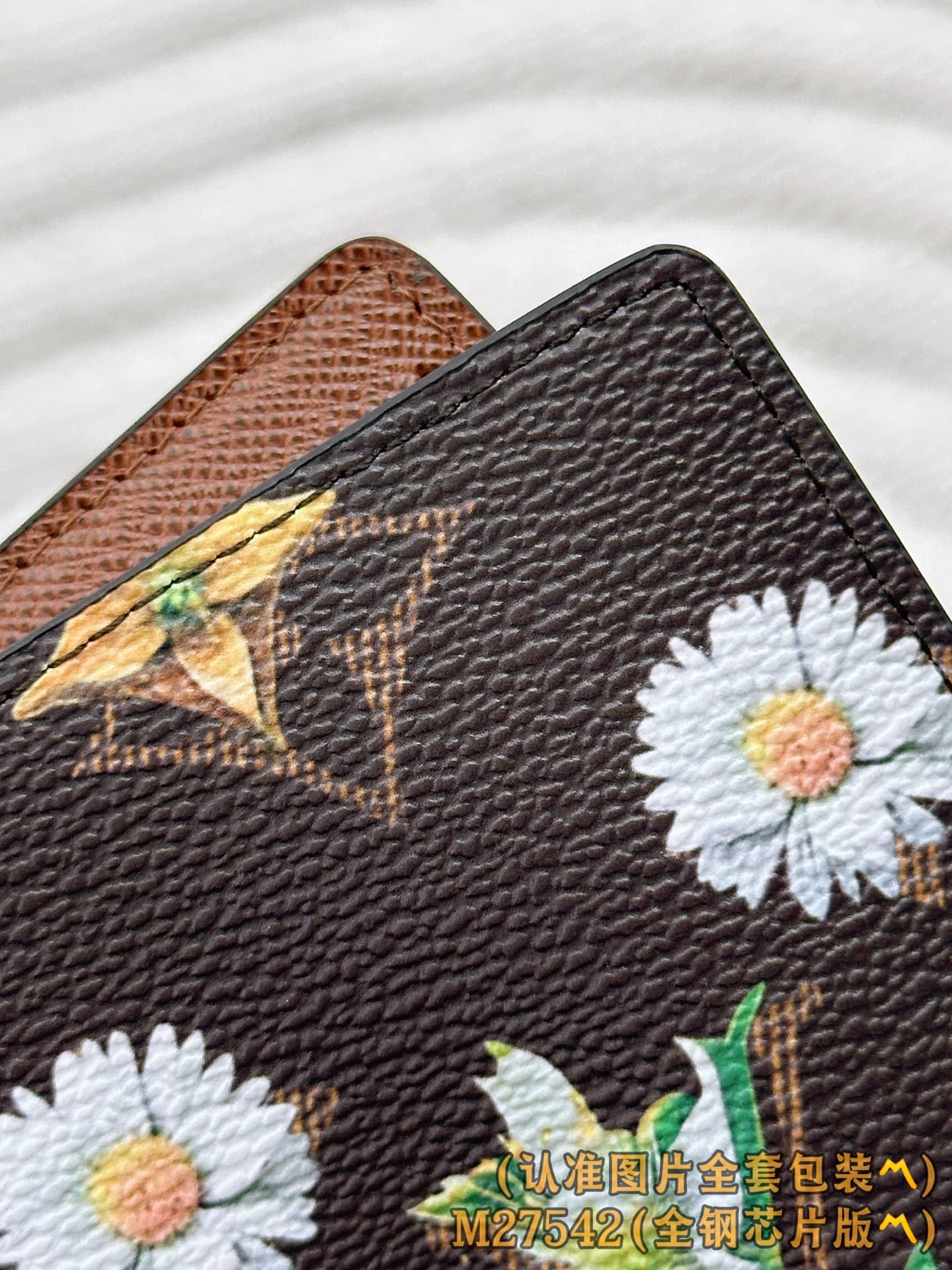 Louis Vuitton M27542 Louis Vuitton M27542