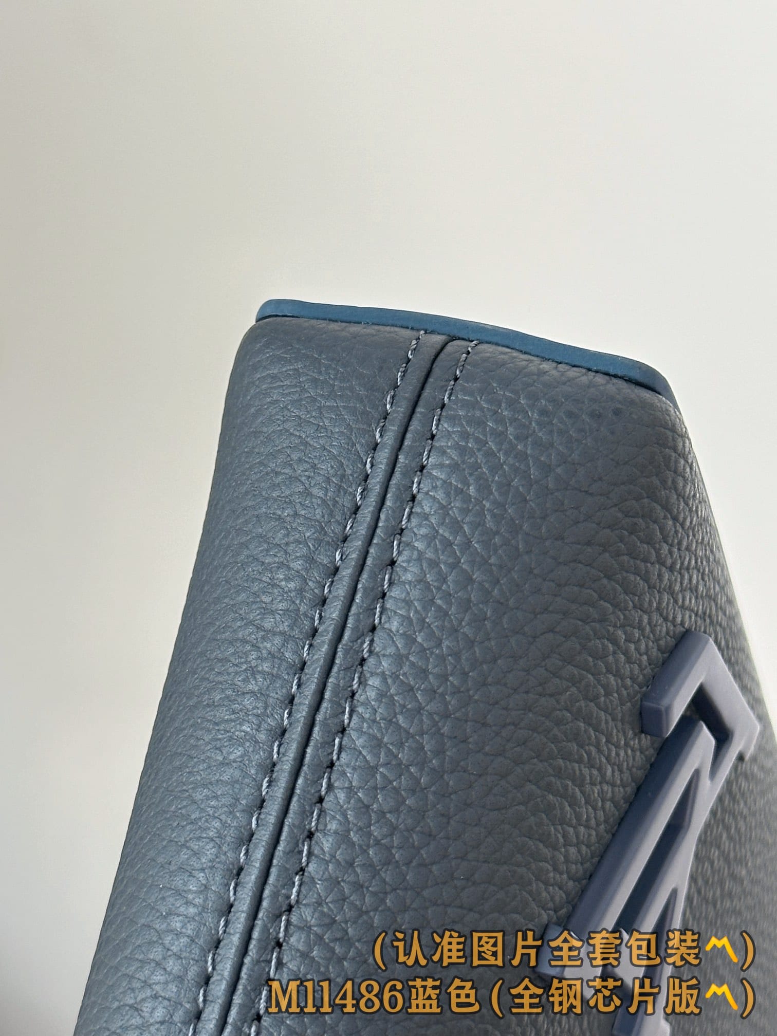 Louis Vuitton M11486 Louis Vuitton M11486