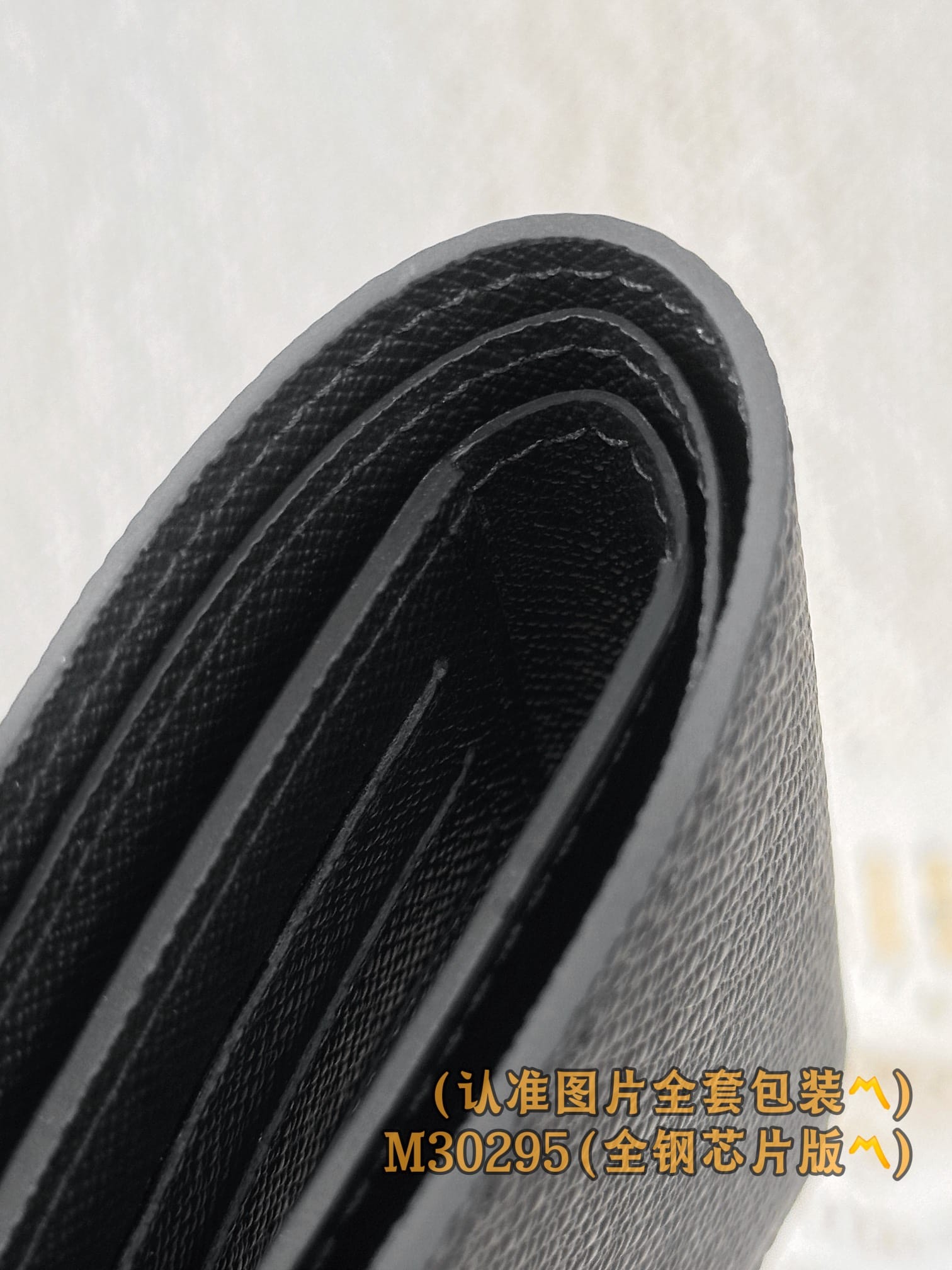 Multiple M30295 Louis Vuitton M30295