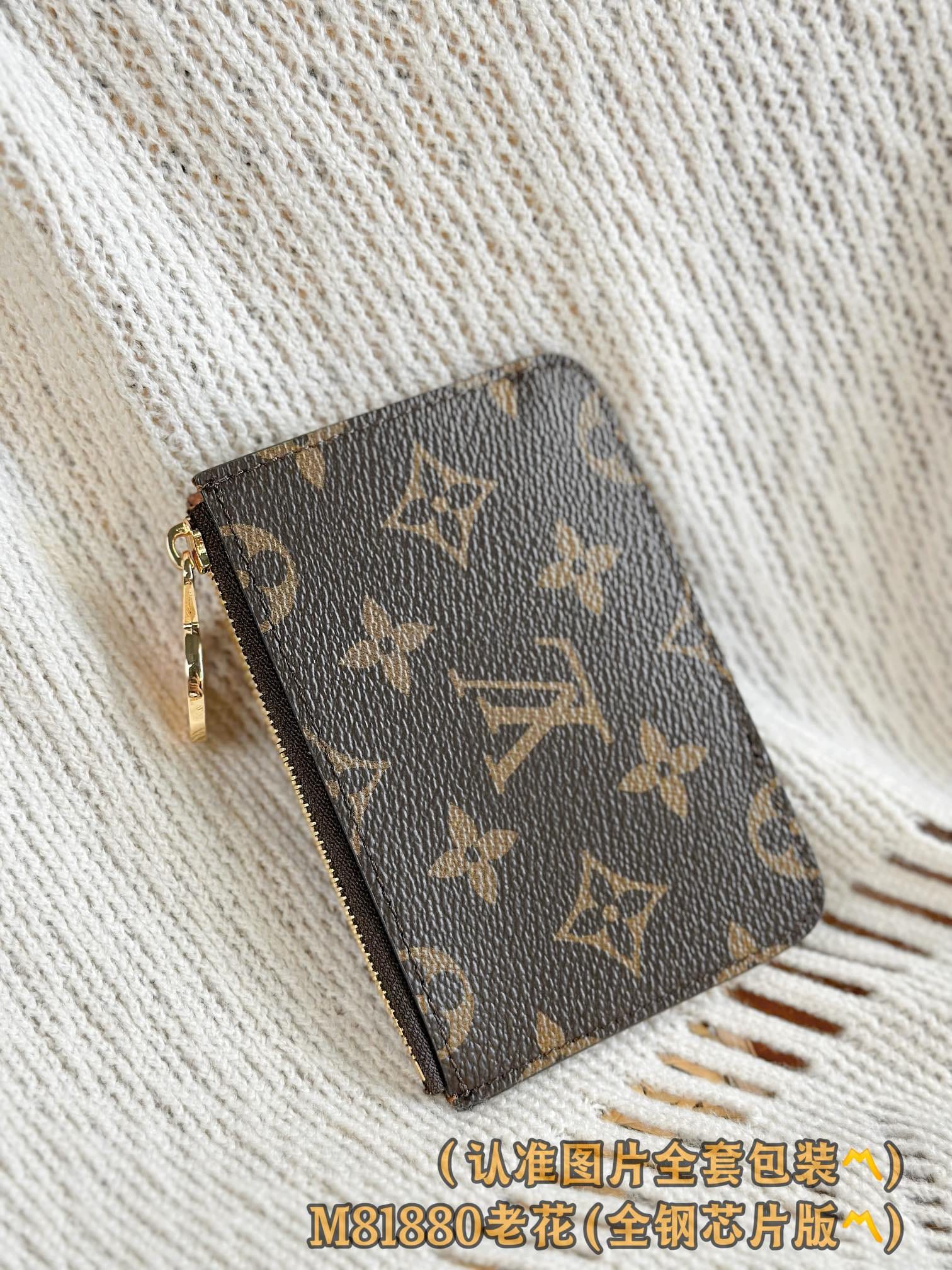 Louis Vuitton M81880 Louis Vuitton M81880