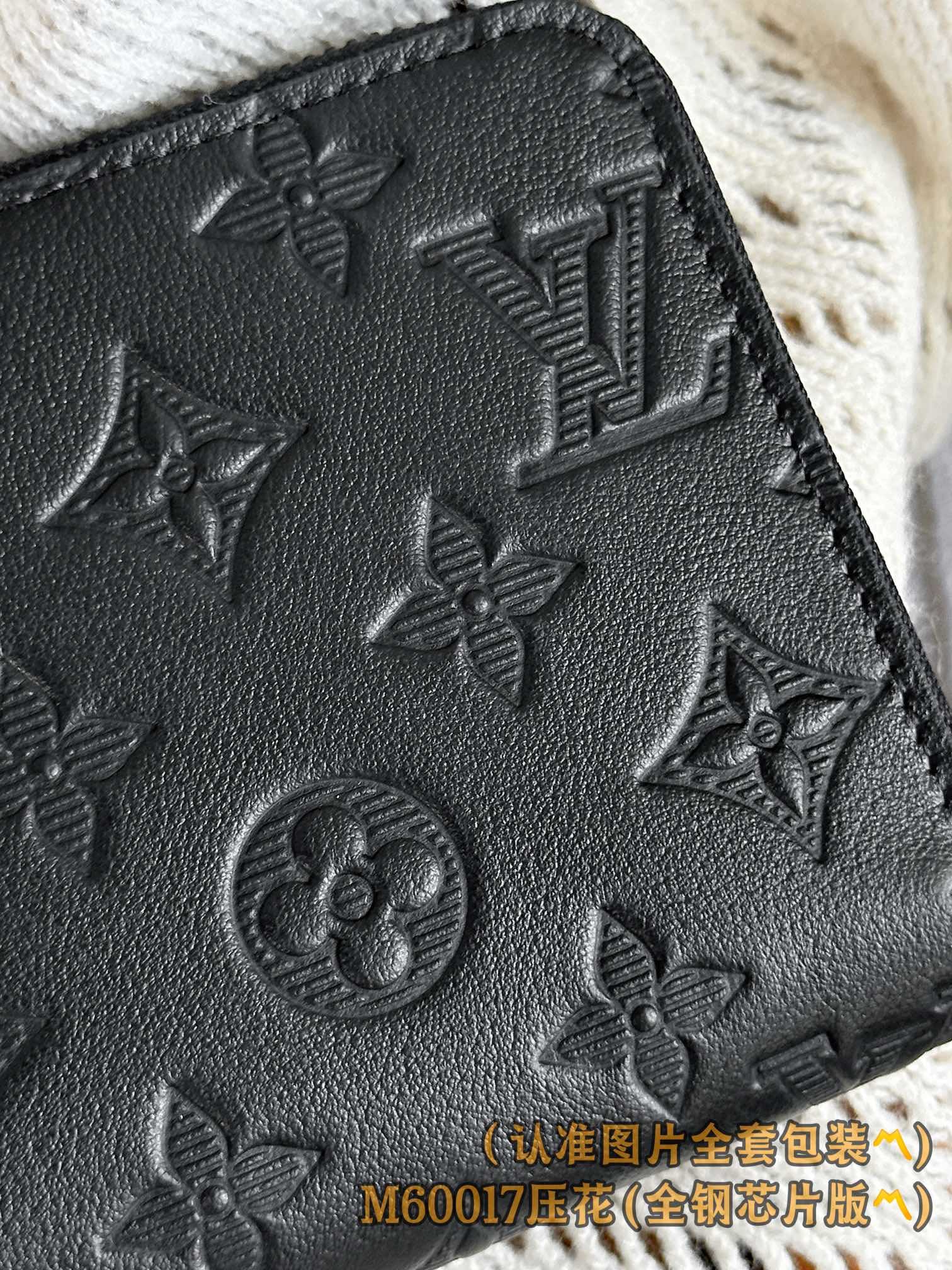 Wallet M60017.1 Louis Vuitton M60017.1
