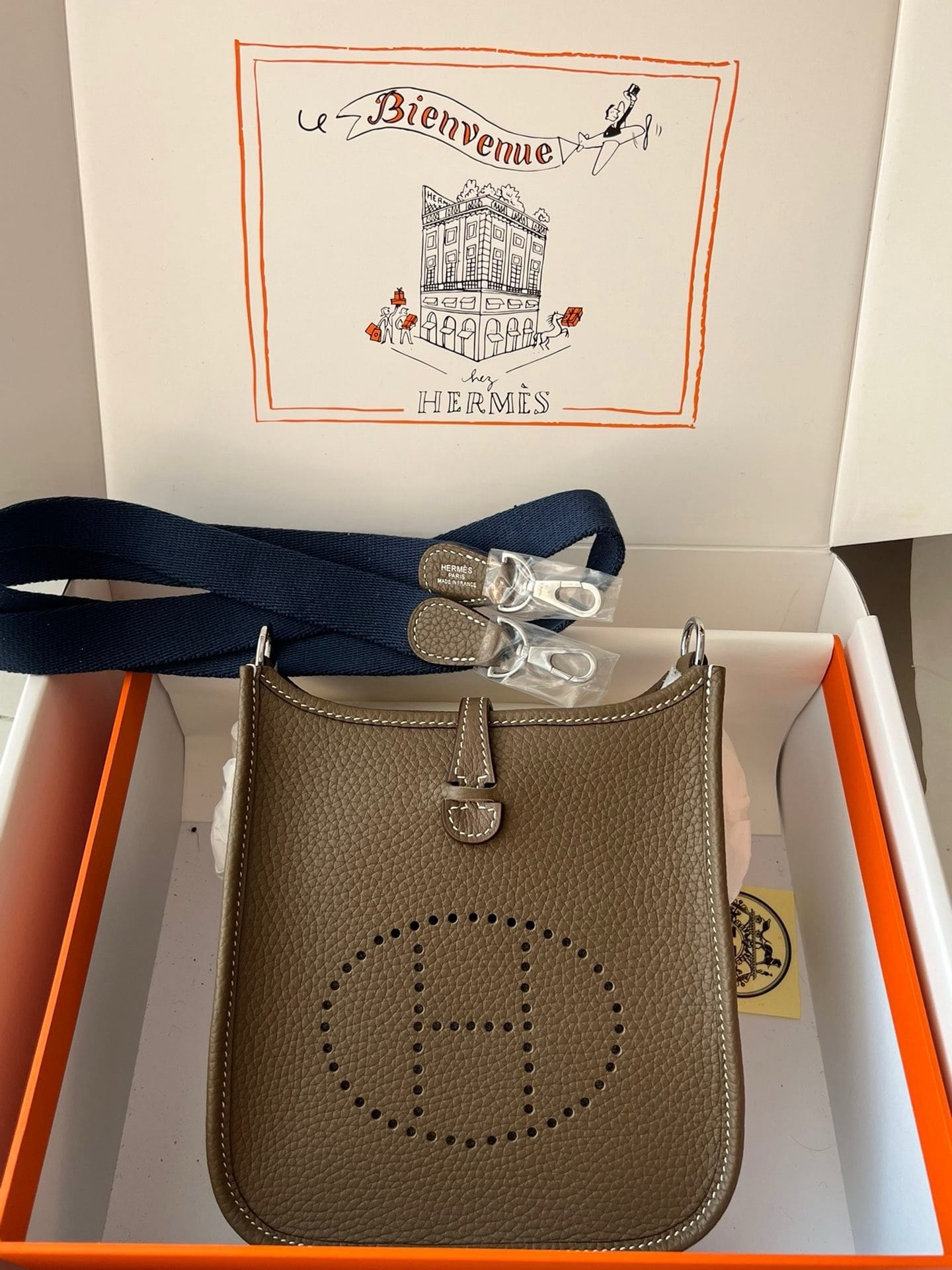 𝖬𝗂𝗇𝗂 𝖤𝗏𝖾𝗅𝗒𝗇𝖾 17𝖢𝗆 Hermes