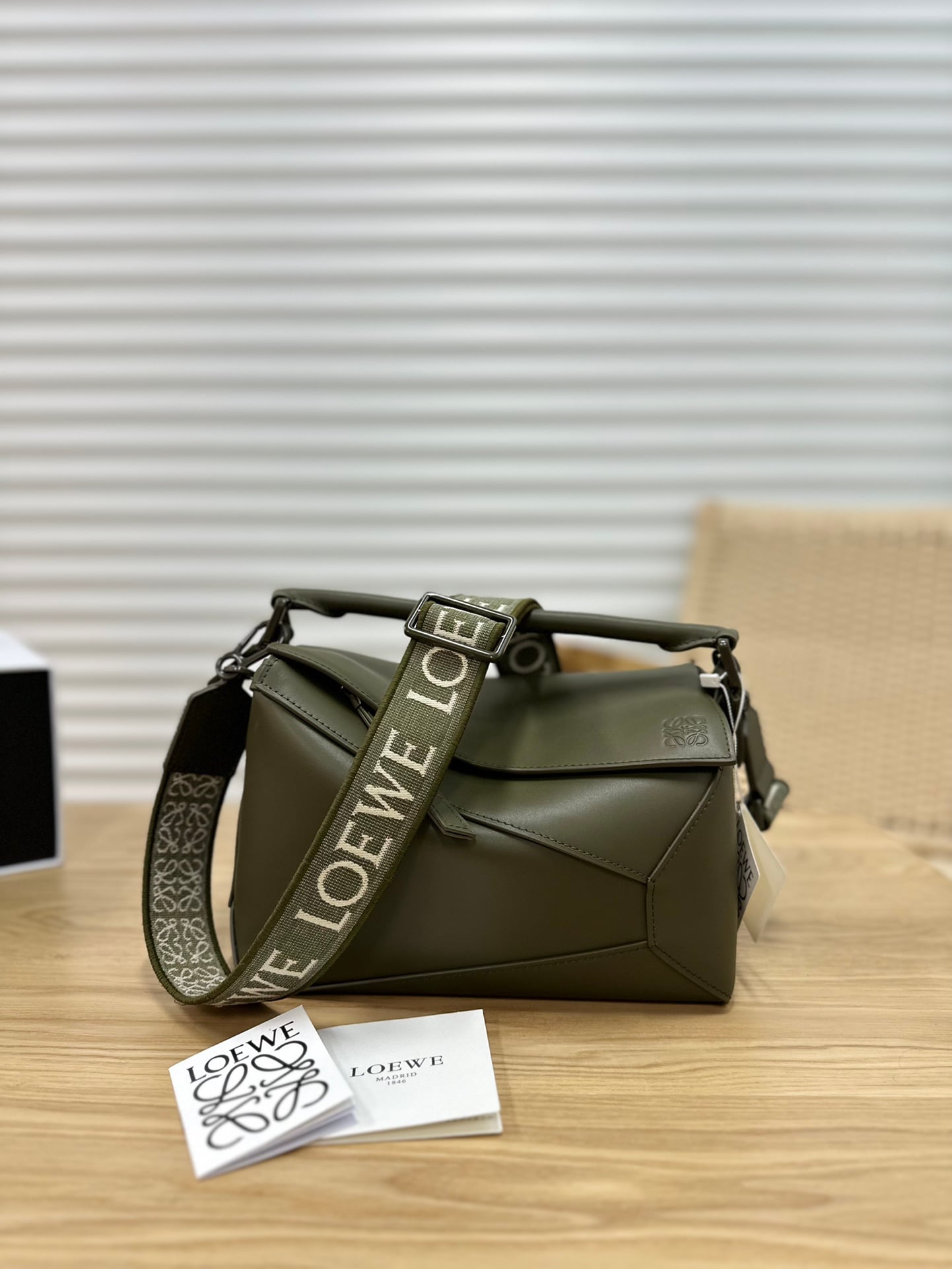 Puzzle Tea Green Loewe 9001.4