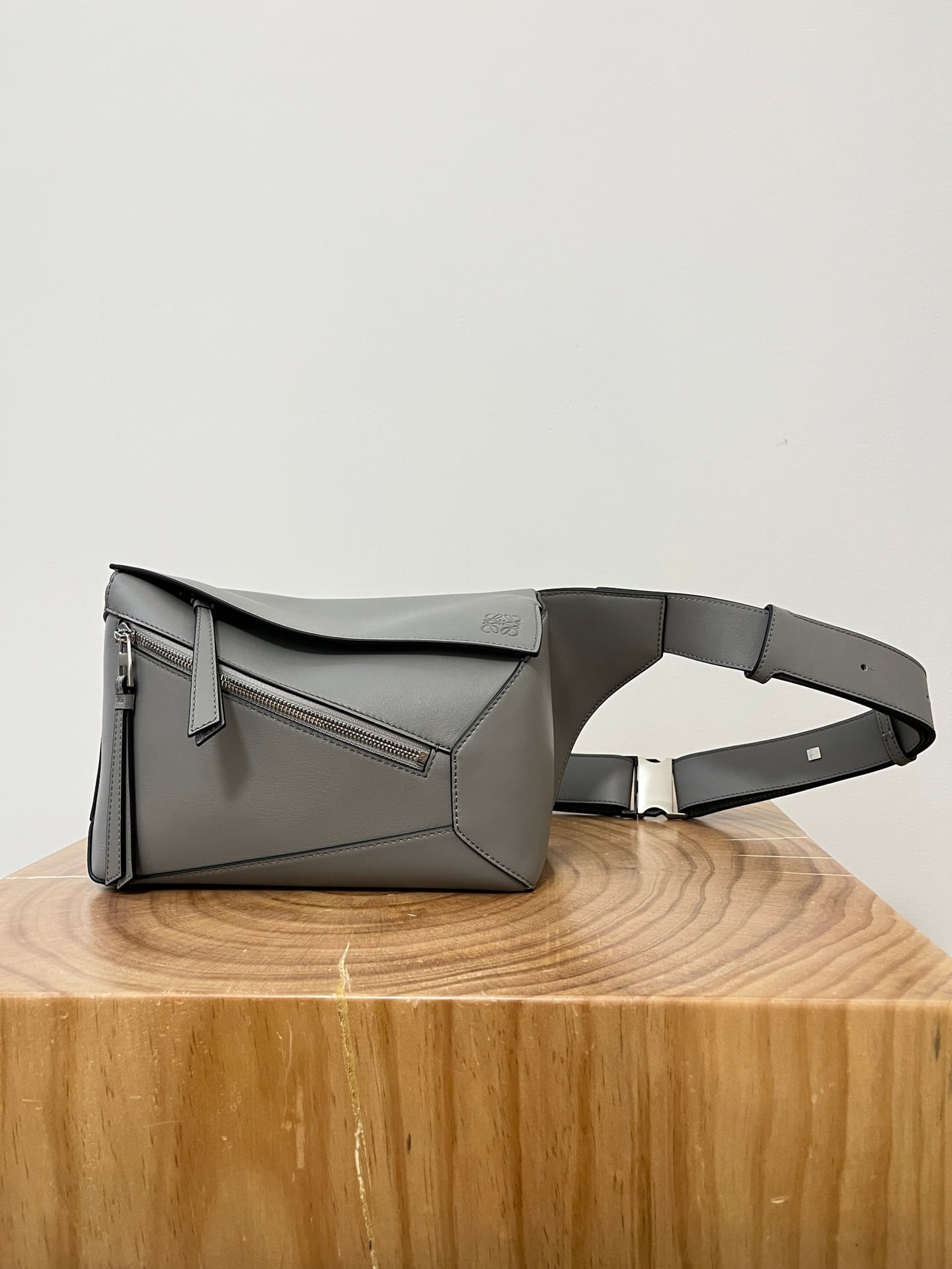 Puzzle Small Pearl Gray 24 cm Loewe 9114.6
