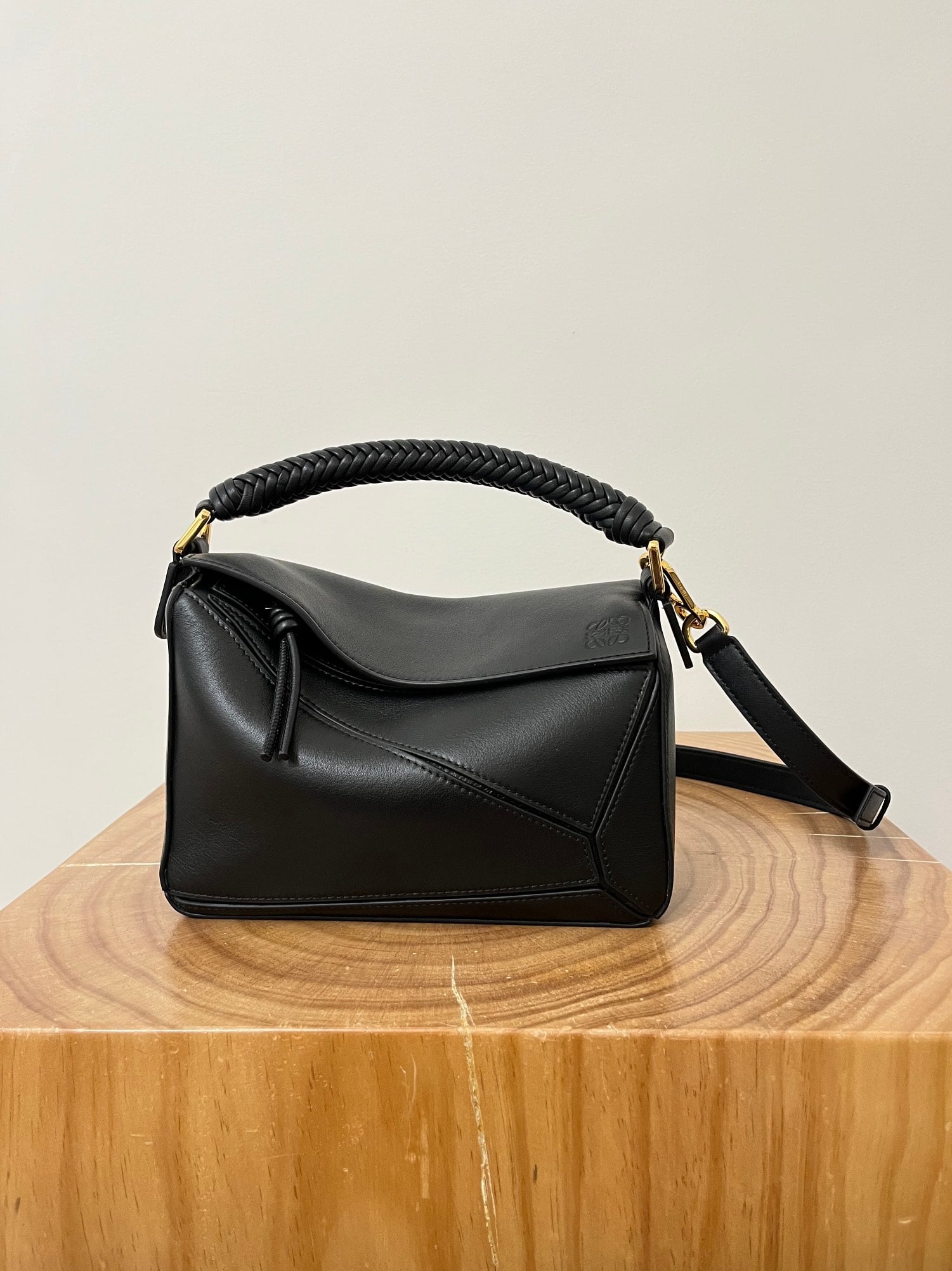 Puzzle Black Woven Loewe 9064.1