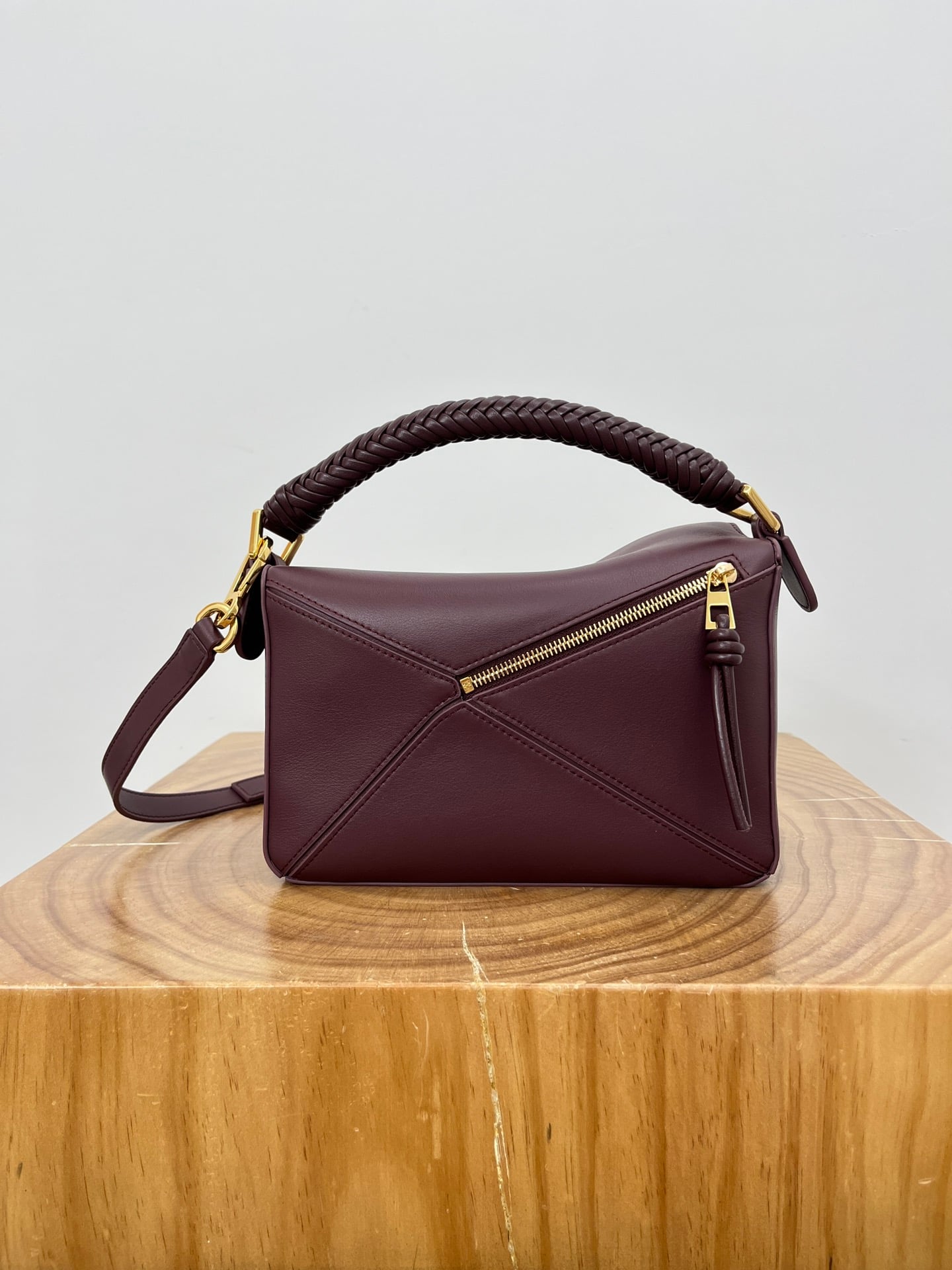 Puzzle Burgundy Woven Loewe 9064.299999999999