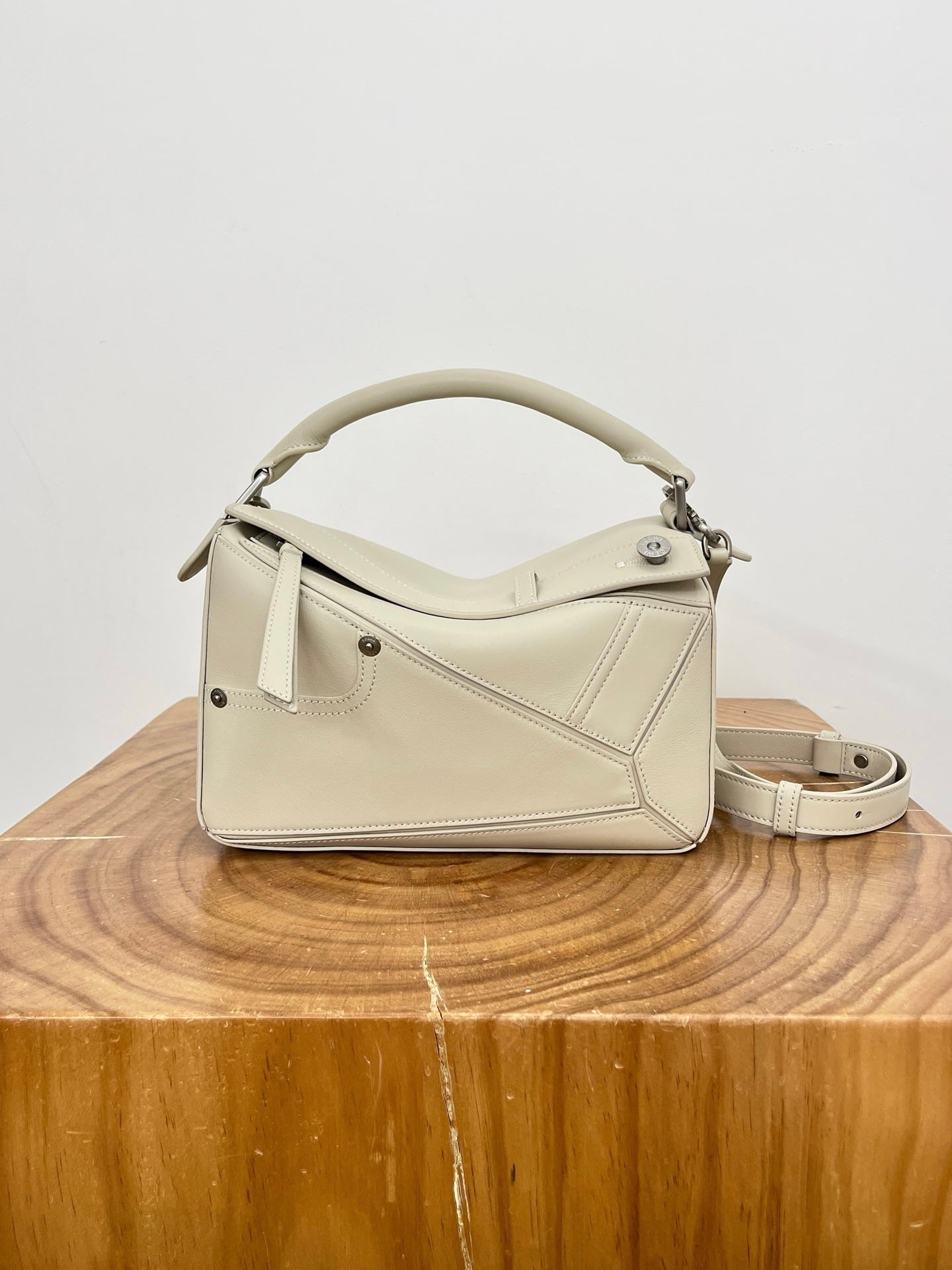 Puzzle Small Light Gray 24 cm Loewe 9109.200000000001