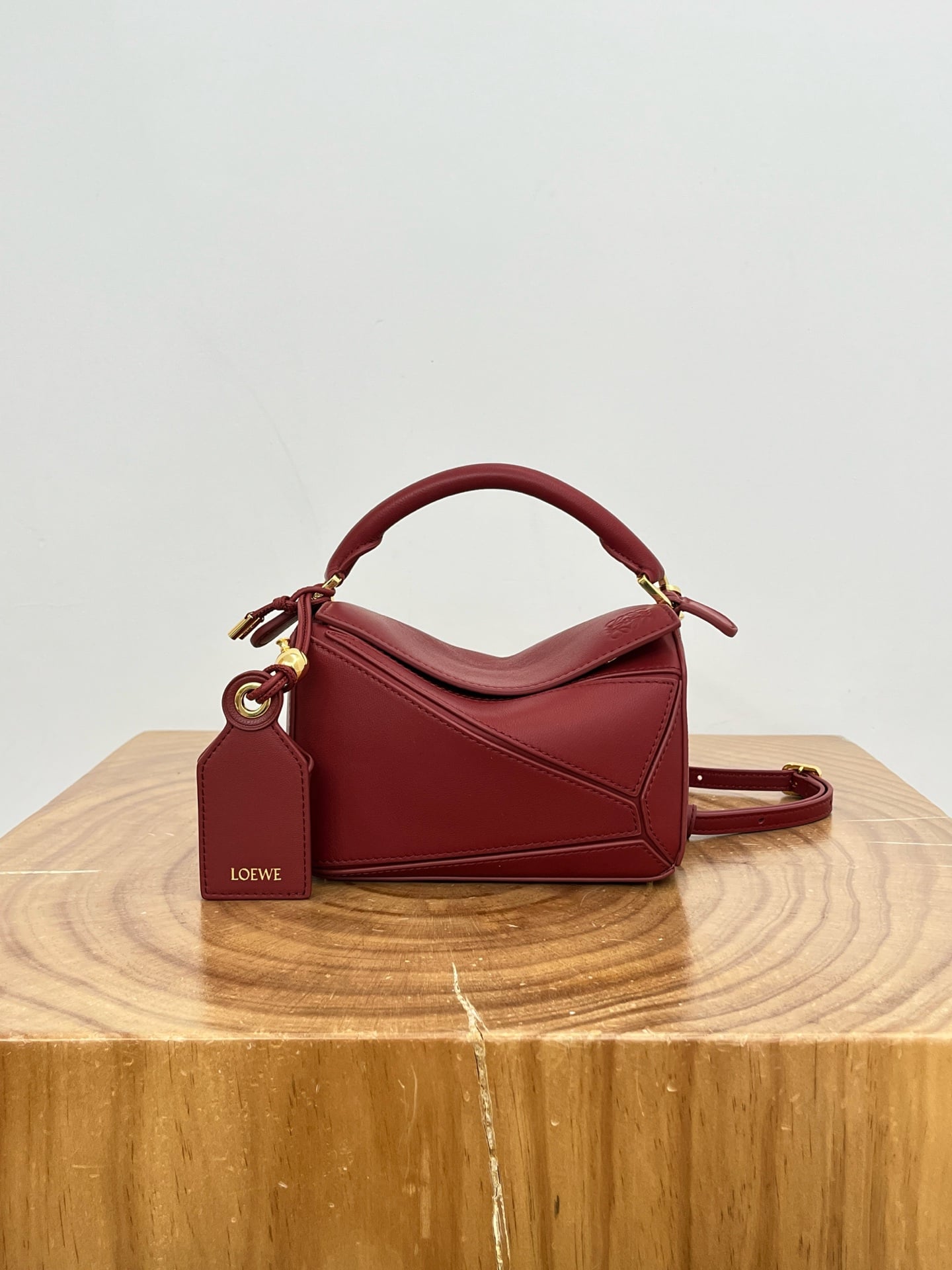 Featherlight Puzzle Mini Deep Red Loewe 9098.299999999999