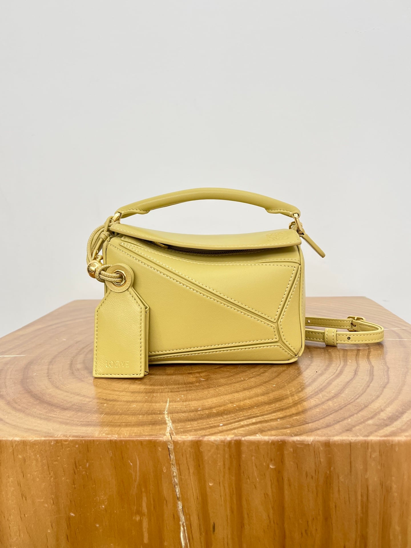 Featherlight Puzzle Mini Butter Yellow Loewe 9098.4