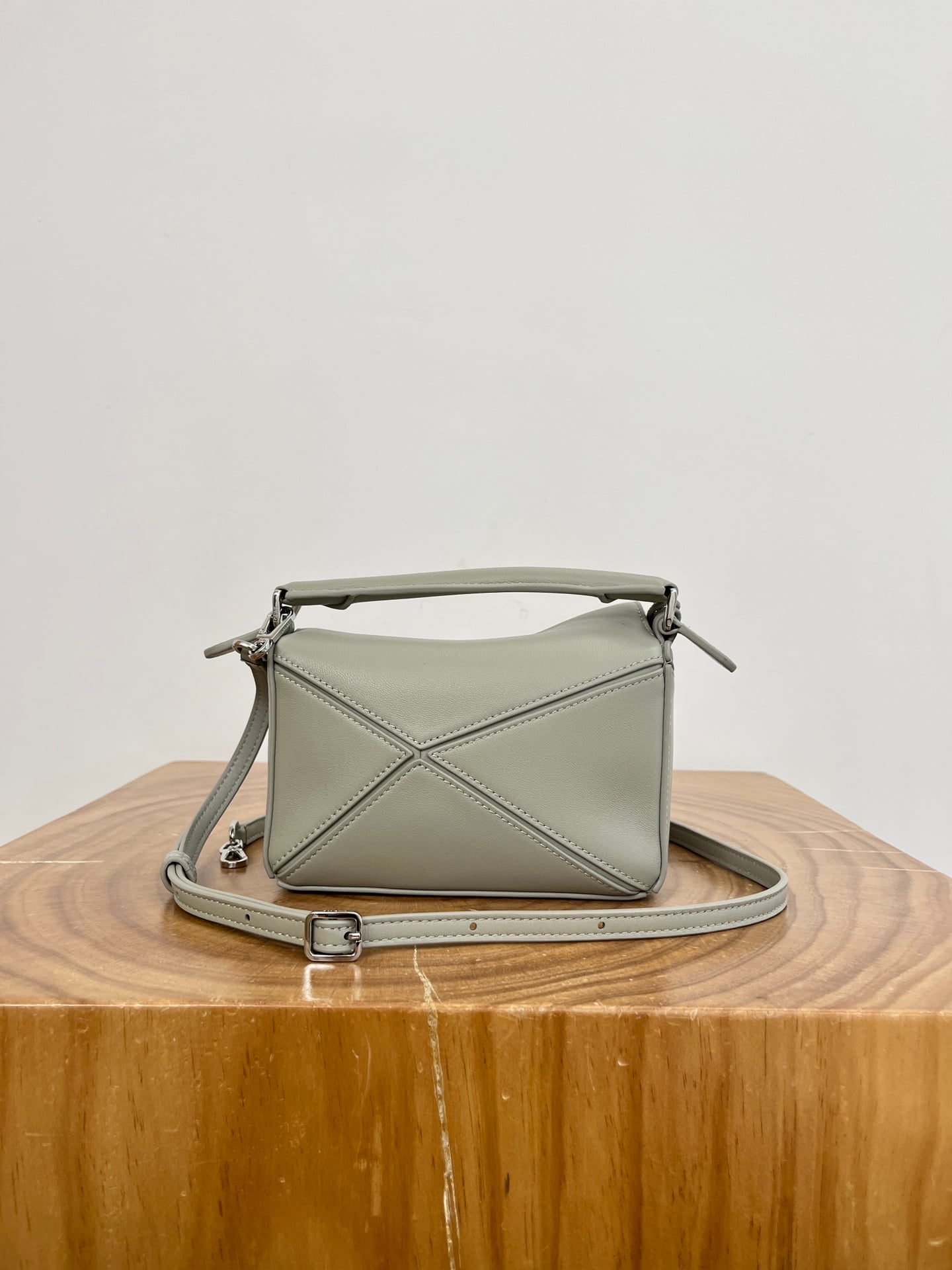 Featherlight Puzzle Mini Space Gray Loewe 9098.6
