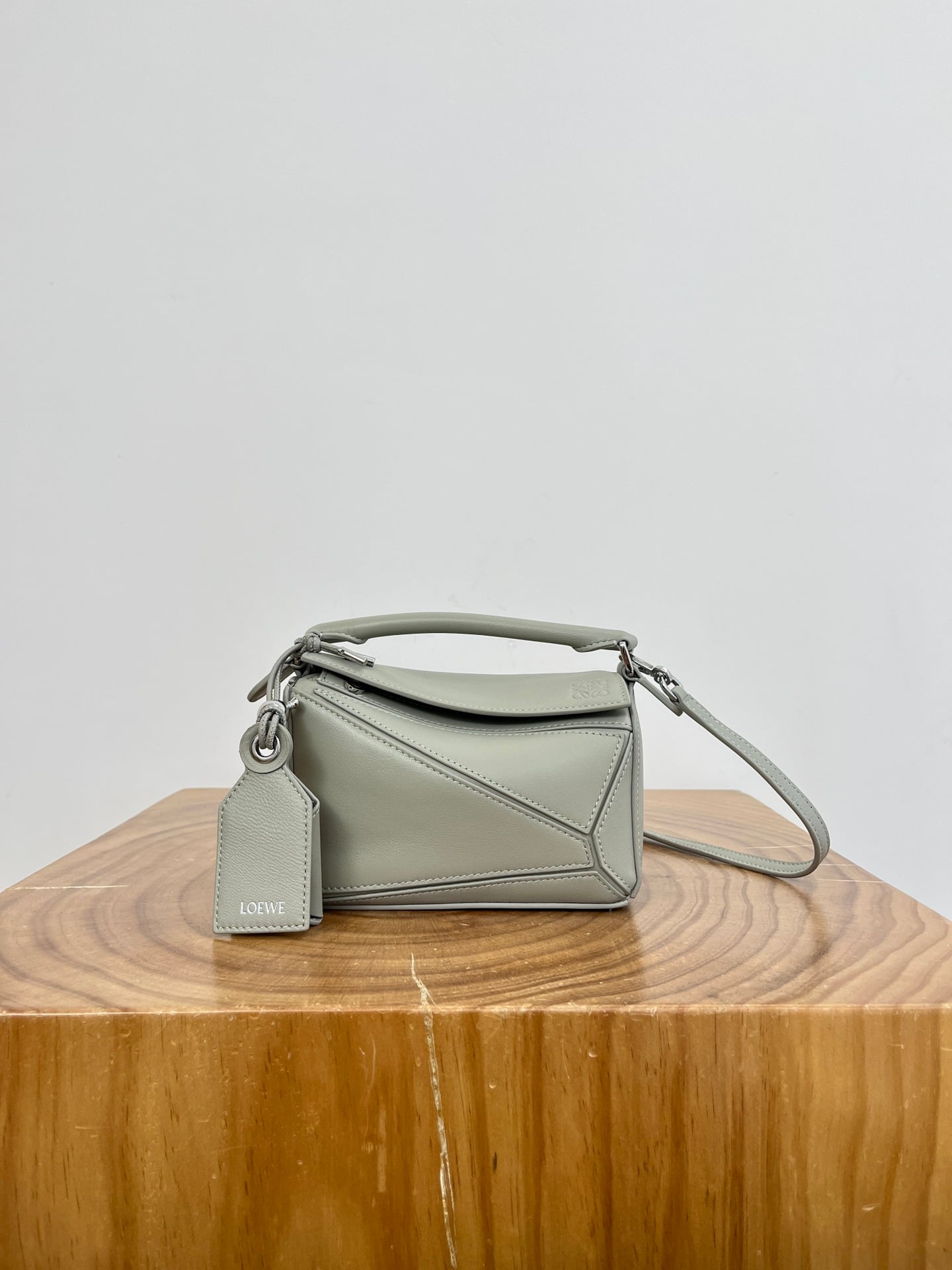 Featherlight Puzzle Mini Space Gray Loewe 9098.6