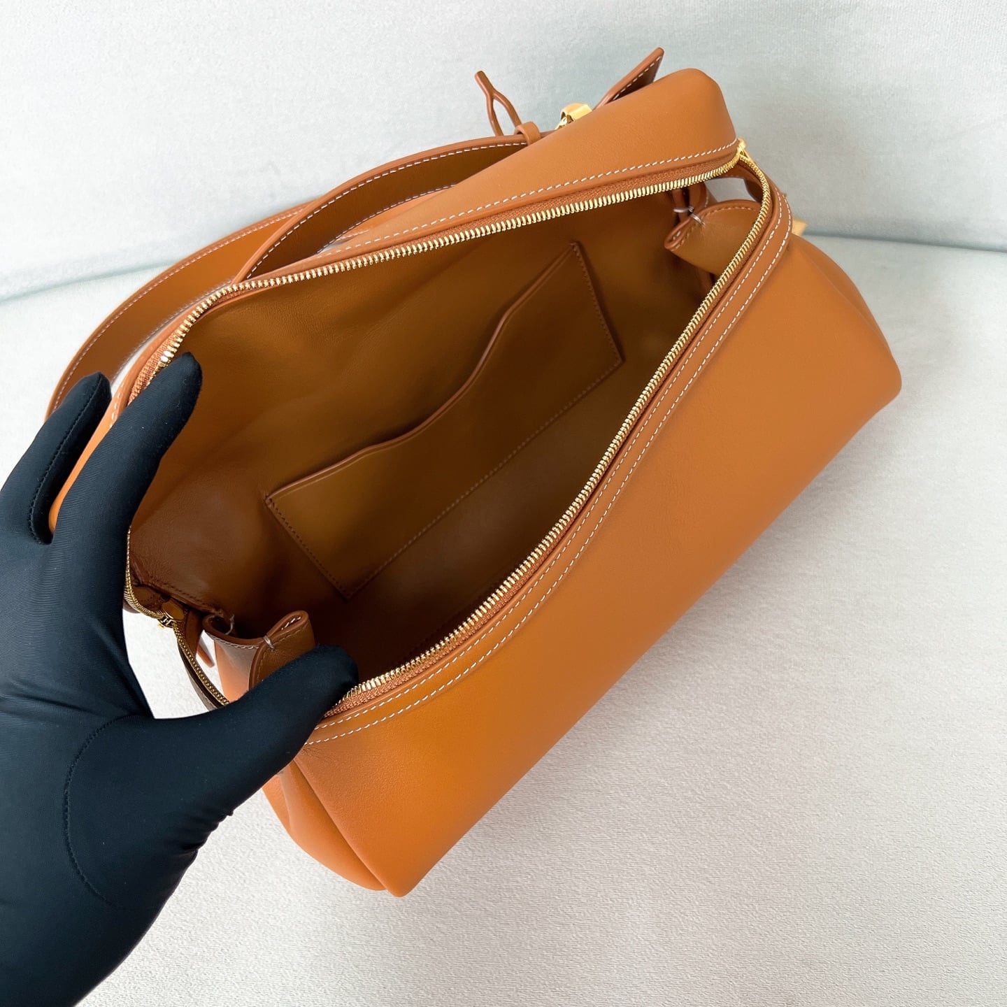 Extra Softy Bag L29 - карамельный - зернистая телячья кожа Loro Piana Extra Softy Bag L29
