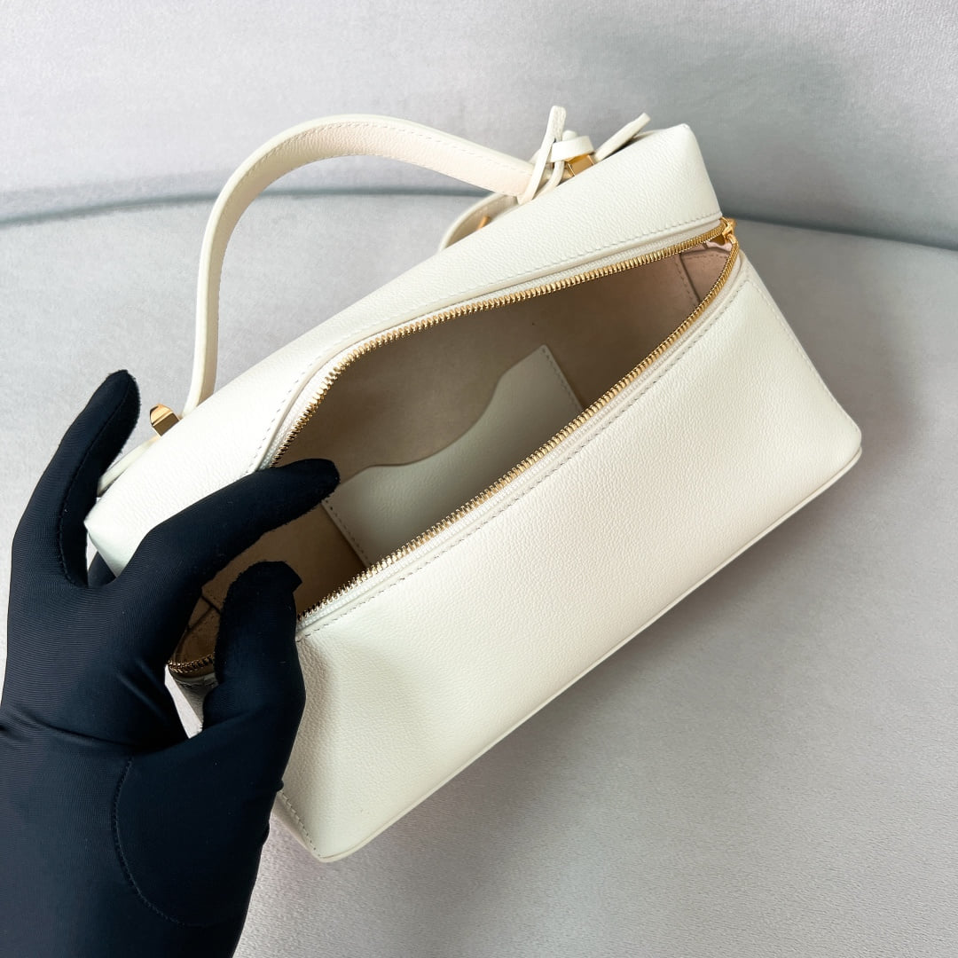 Extra Bag L23 - молочно-белый, золотистая фурнитура - замша Loro Piana Extra Bag L23