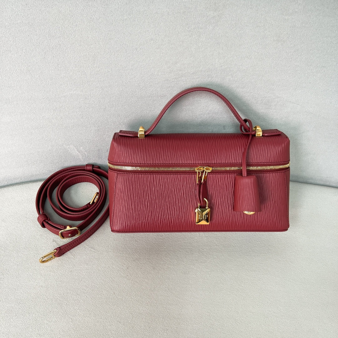 Extra Bag L23 - цвет красной смородины - замша Loro Piana Extra Bag L23