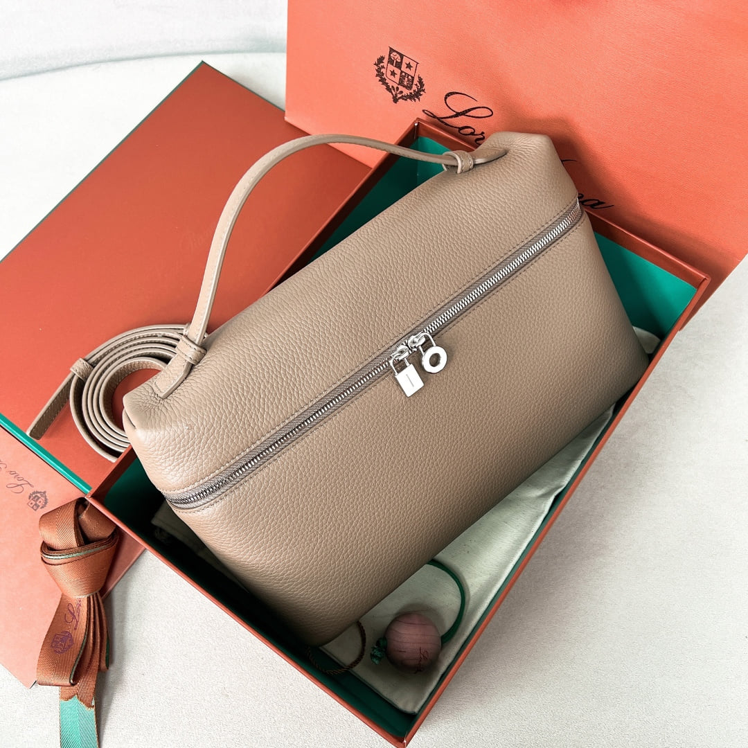 Extra Bag L27 - серо-бежевый, серебристая фурнитура - зернистая телячья кожа Loro Piana Extra Bag L27