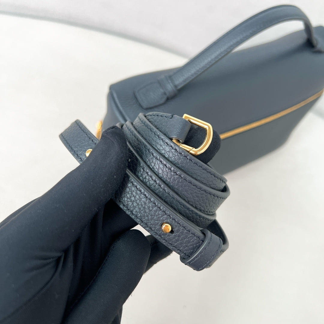 Extra Bag L27 - синий, золотистая фурнитура - зернистая телячья кожа Loro Piana Extra Bag L27