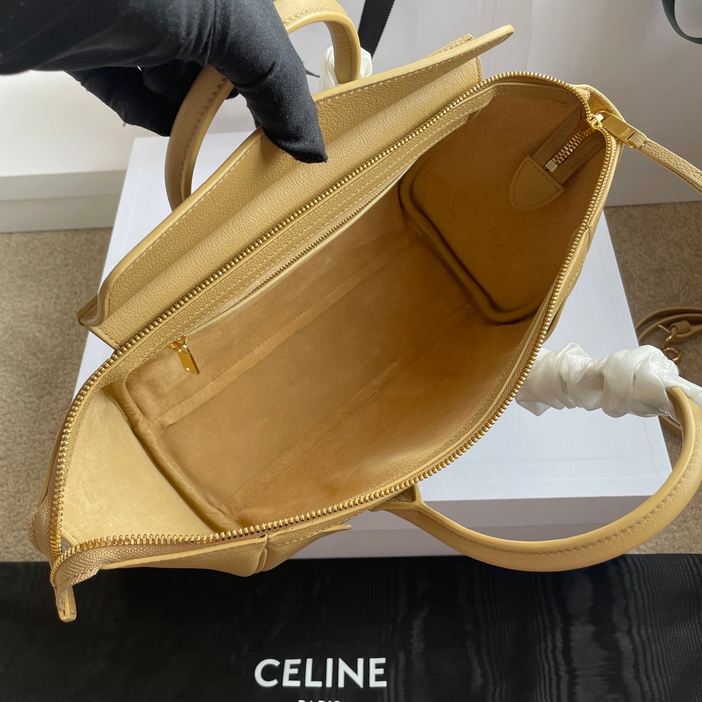 New Luggage - 124213 - 7C2105 Celine 124213