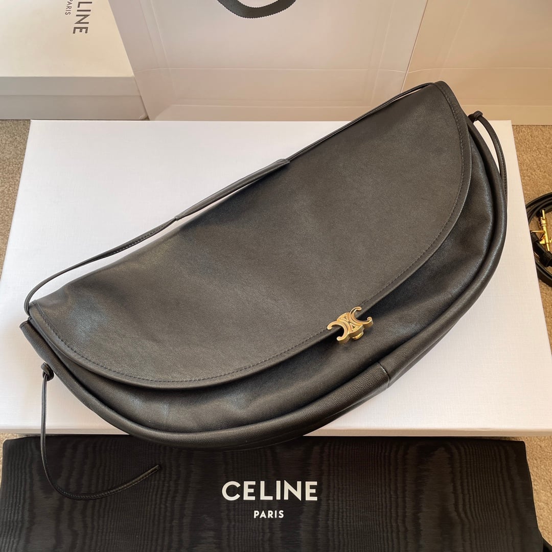Soft Triomphe Halfmoon - 124142 - 01EB23 Celine 124142
