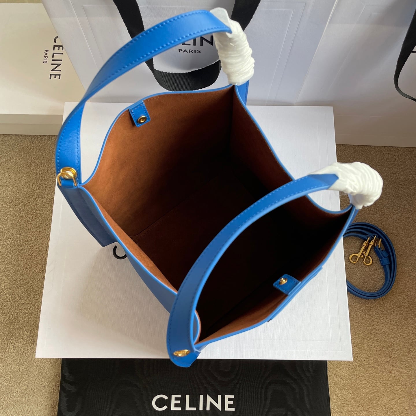 Cube - 124182 - 835262 Celine 124182