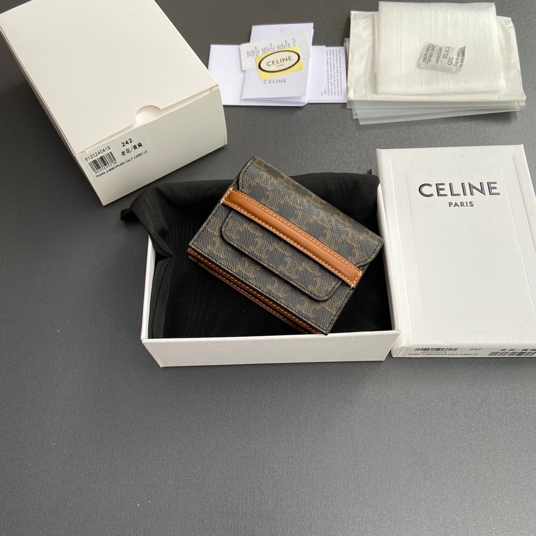 Triomphe Business Card Holder - 10E242BZ904.LU - коричневый Celine 10E242BZ904.LU