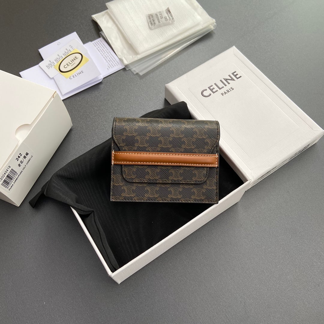 Triomphe Business Card Holder - 10E242BZ904.LU - коричневый Celine 10E242BZ904.LU