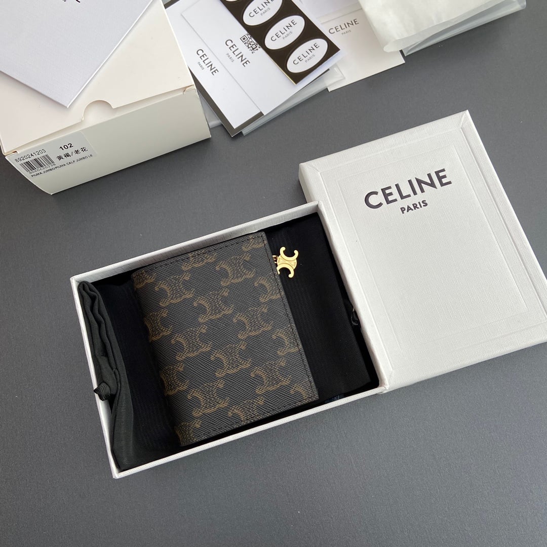 Triomphe Wallet - 10M103FVO.38NO102 - коричневый Celine 10M103FVO.38NO102