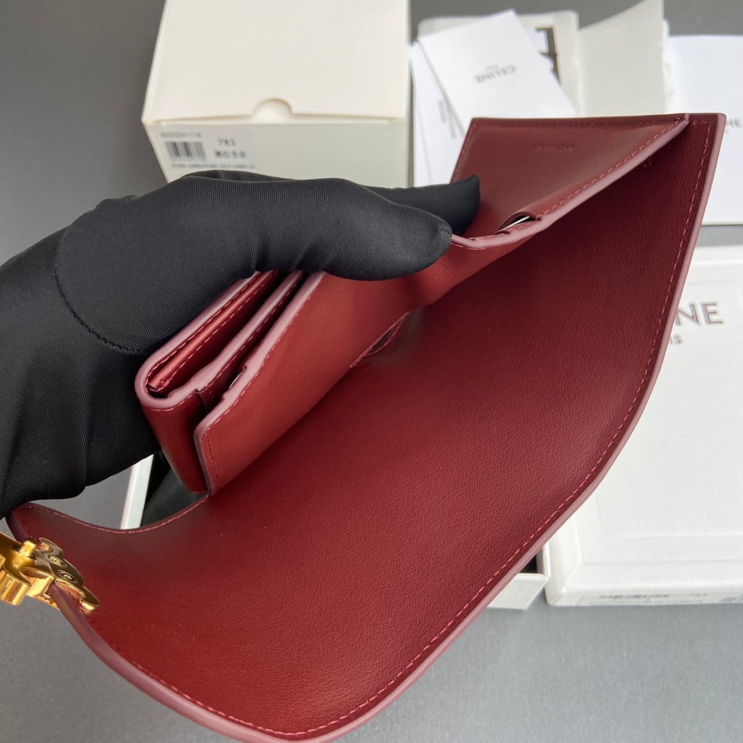 Triomphe Wallet - 10D782CQH.04LU783 - бордовый Celine 10D782CQH.04LU783
