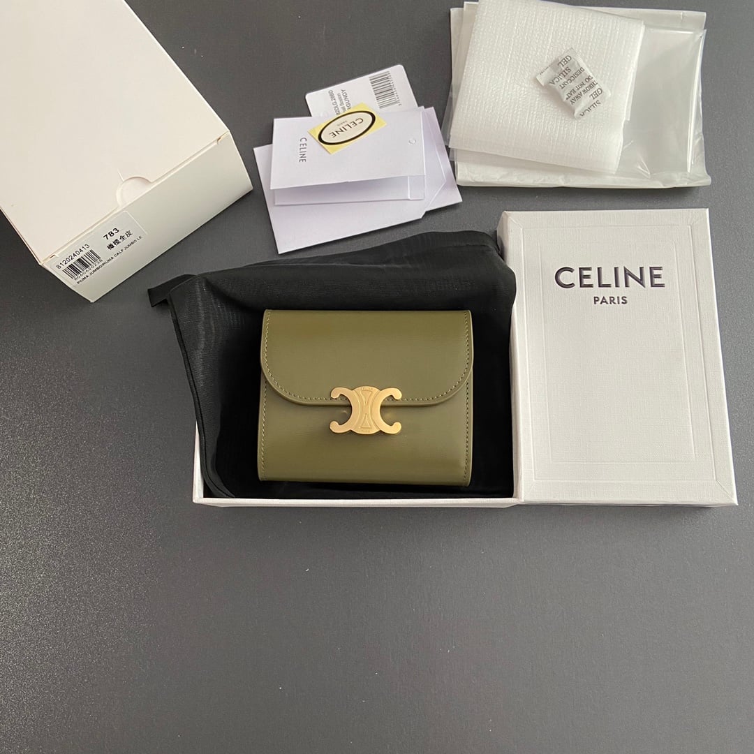 Triomphe Wallet - 10D782CQH.04LU783 - оливковый Celine 10D782CQH.04LU783