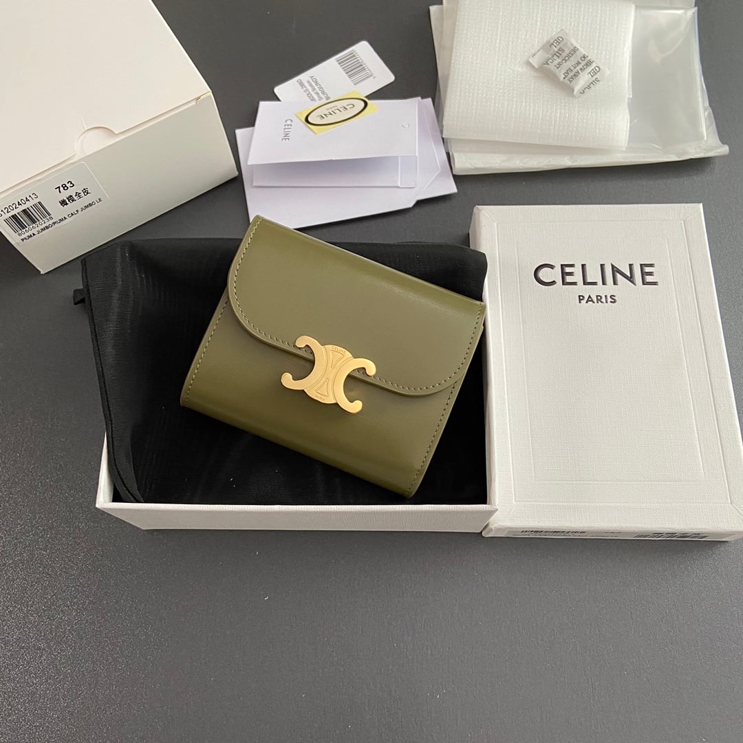 Triomphe Wallet - 10D782CQH.04LU783 - оливковый Celine 10D782CQH.04LU783