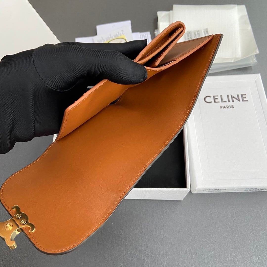 Triomphe Wallet - 10D782CQH.04LU783 - 9248AB Celine 10D782CQH.04LU783