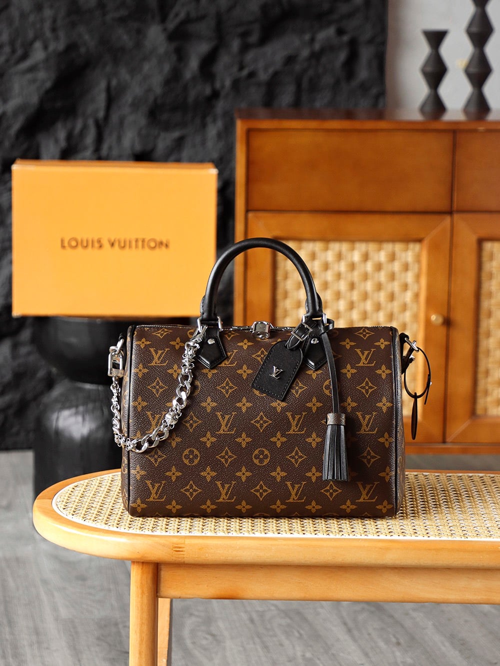 Speedy Soft 30 Dark Louis Vuitton M12243