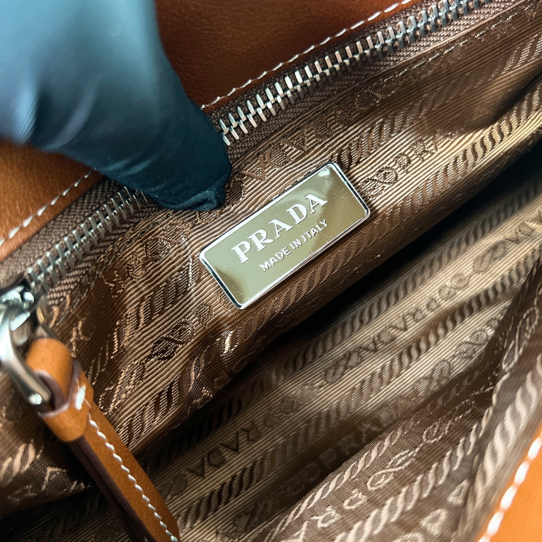 Bonnie - 1BA499 - коричневый Prada 1BA499