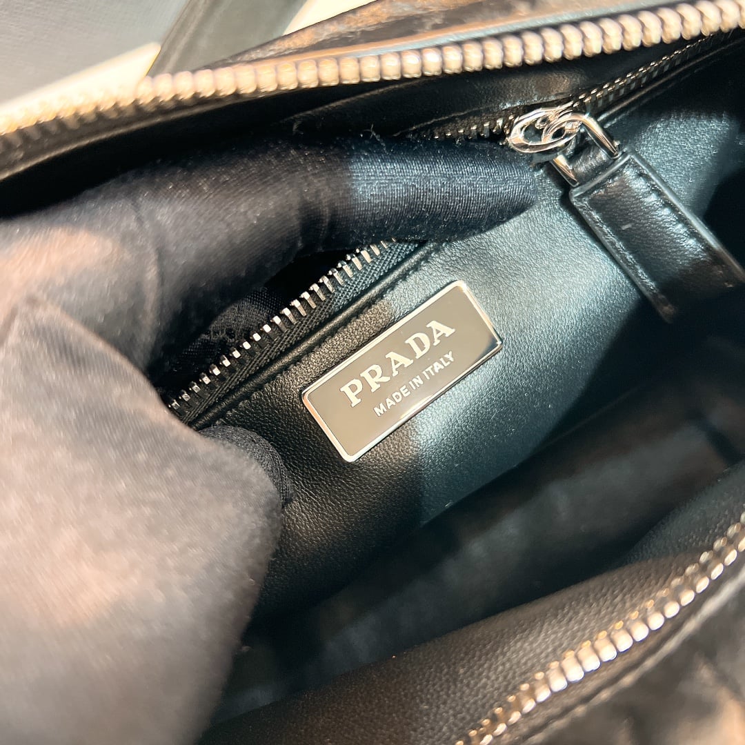Shoulder Bag - 1BB099 - черный Prada 1BB099