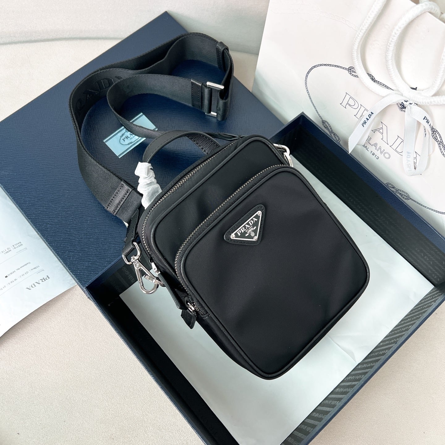 Messenger - 2VH211 - черный Prada 2VH211