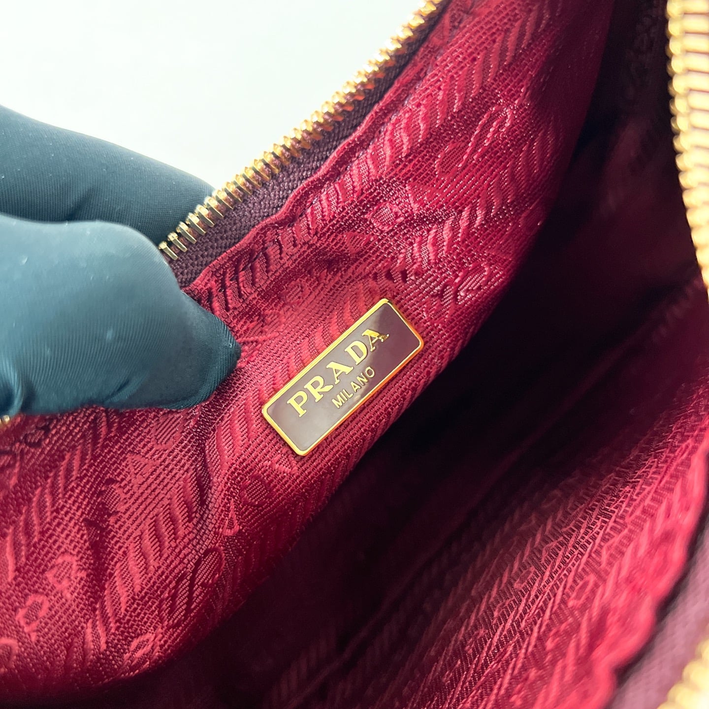 Re-Edition - 1N204T - бордовый Prada 1N204T