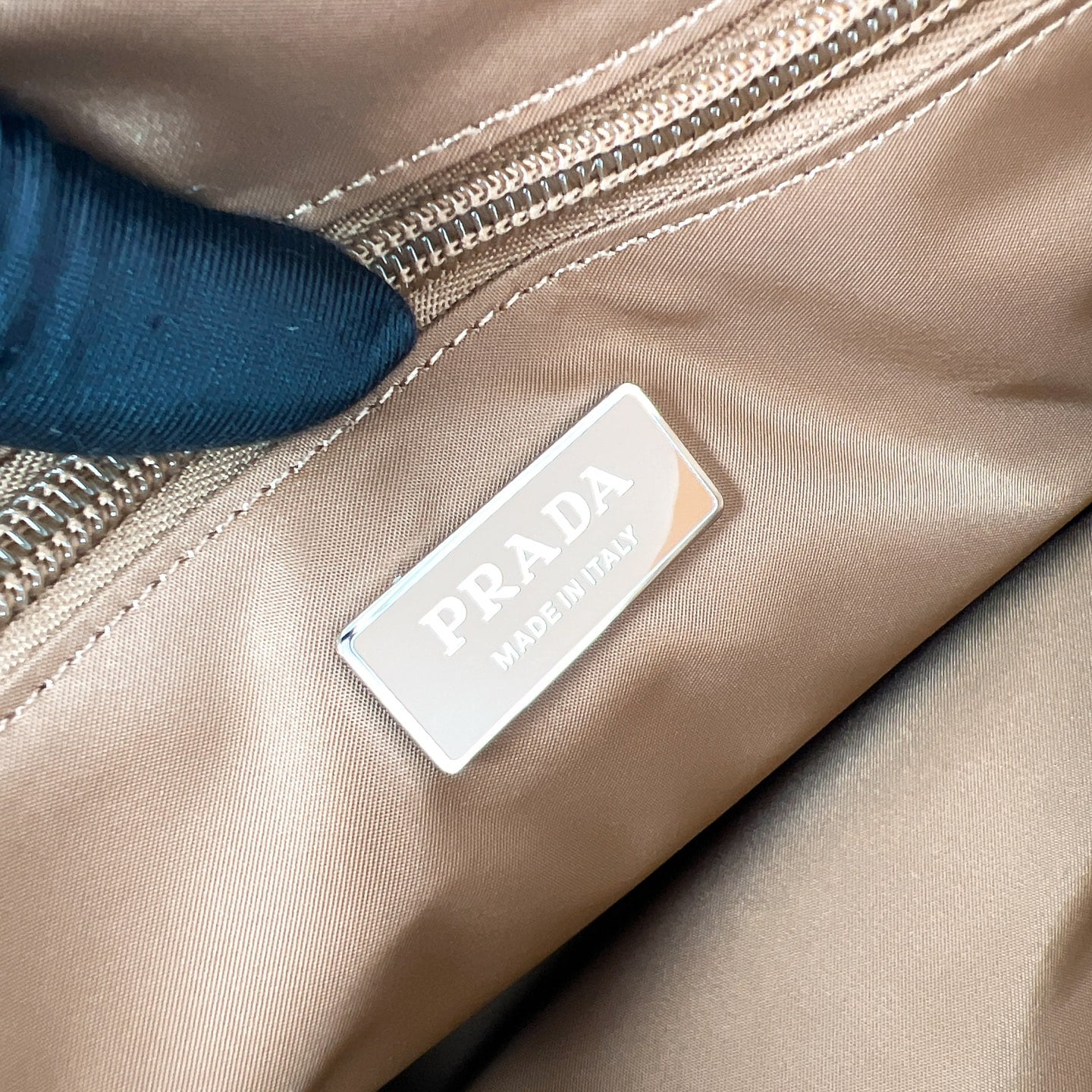 Messenger - 1BD256 Prada 1BD256