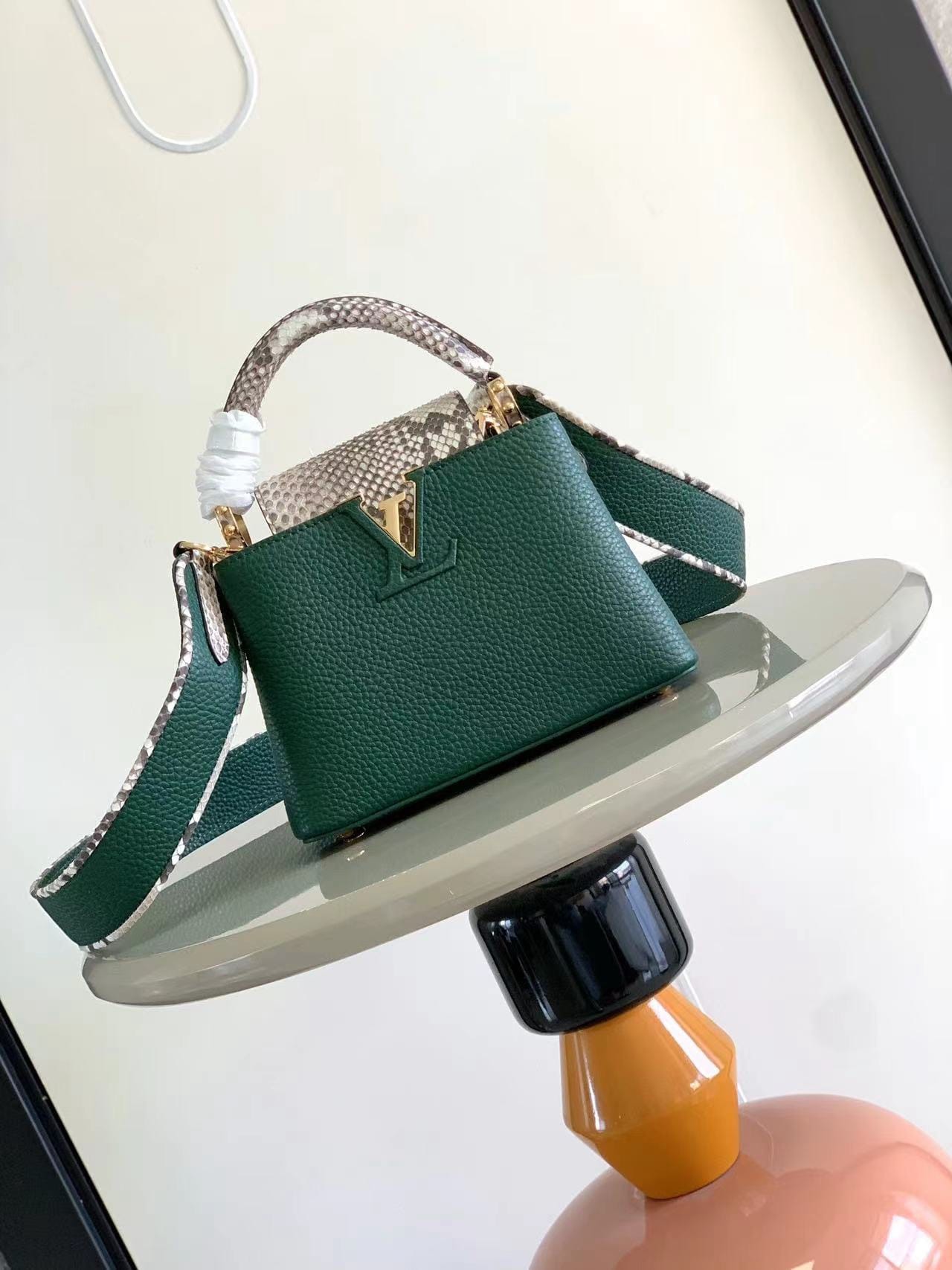 Capucines 21cm Louis Vuitton M96467.11