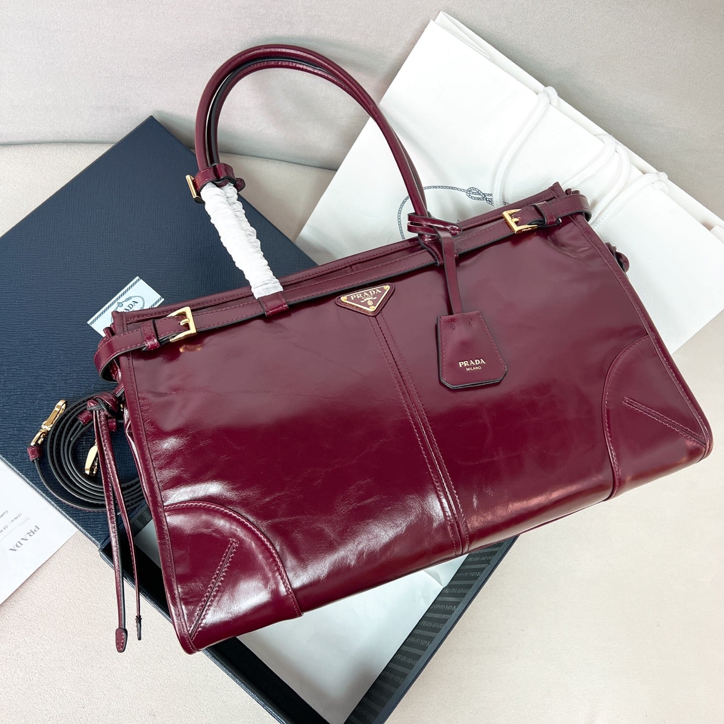 Bonnie LuxSoft - 1BA433 - C70015 Prada 1BA433