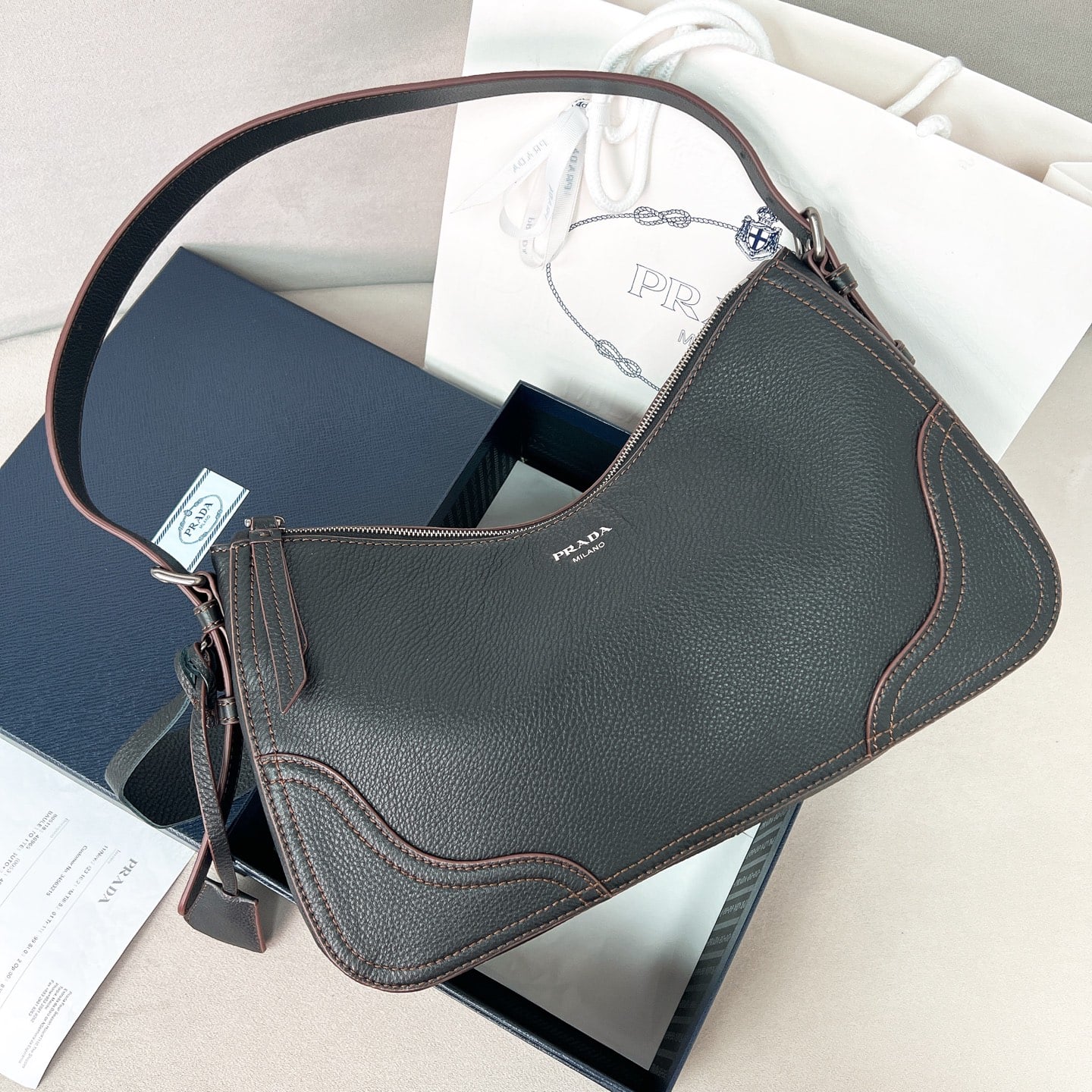 Hobo - 1BC280 - черный Prada 1BC280