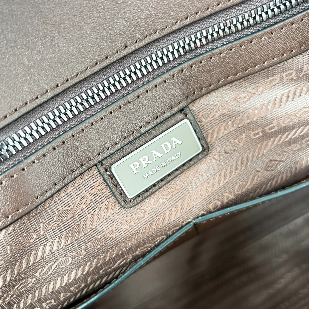 Briefcase - 2VG039 Prada 2VG039