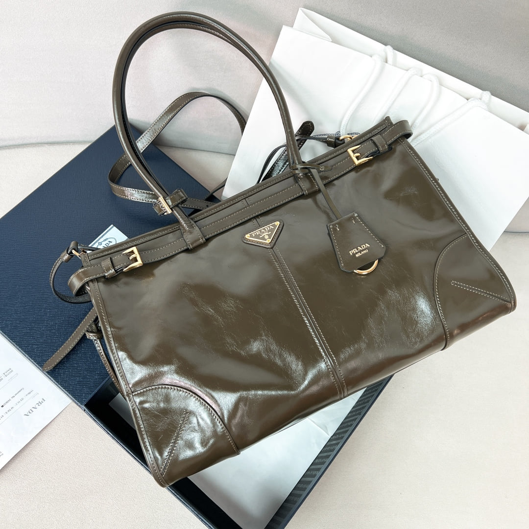 Bonnie LuxSoft - 1BA433 - 4E59B6 Prada 1BA433